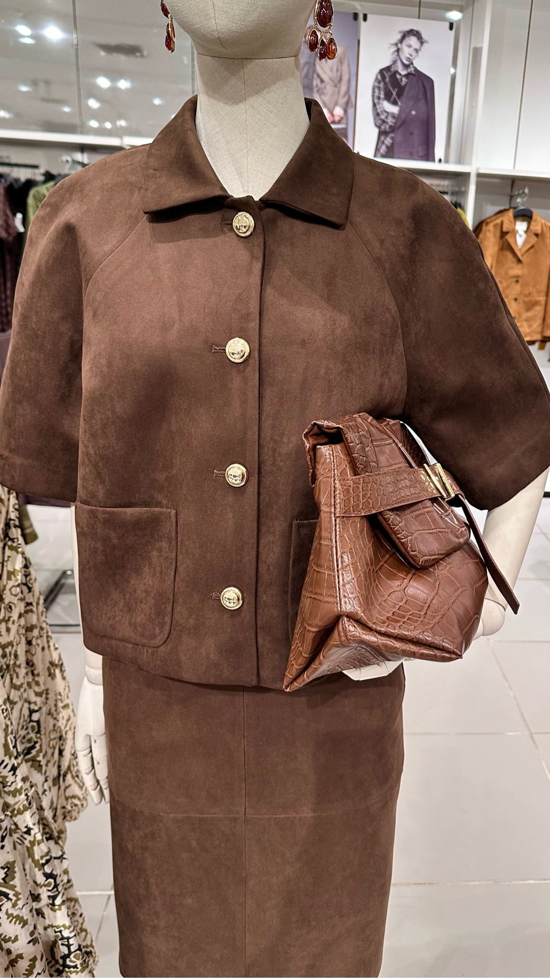 ✨ “This faux suede set deserves to blow up — don’t say I didn’t warn✨ from h&m

#LTKeurope #LTKworkwear #LTKautumn