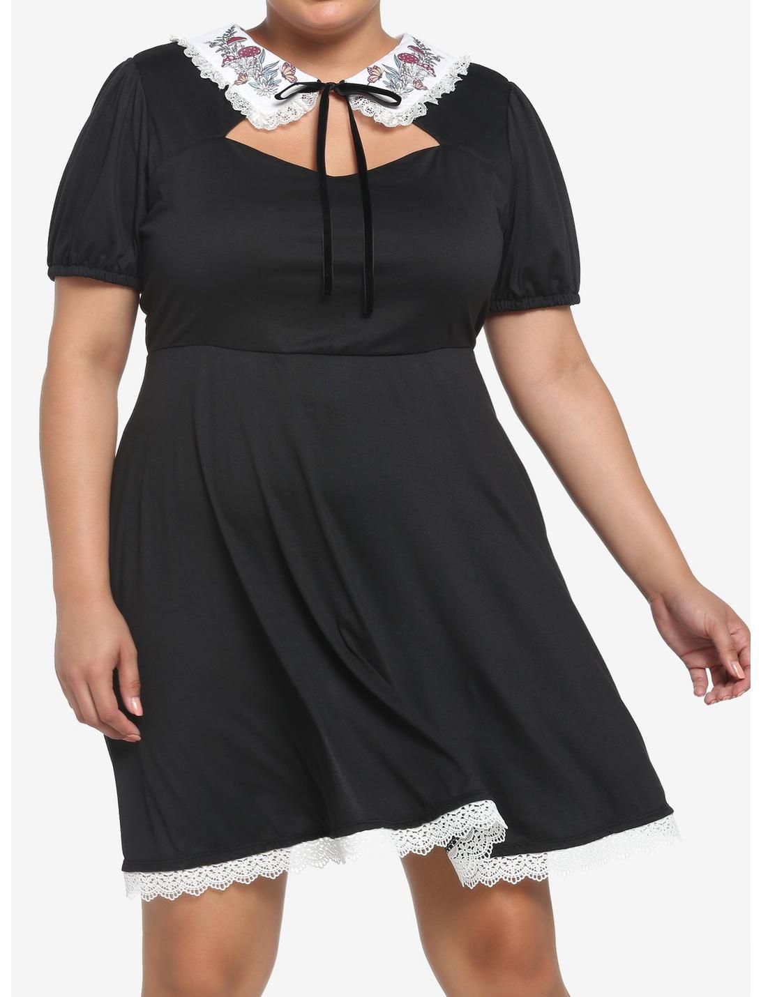 Mushroom Foliage Lace Collar Cutout Sweetheart Dress Plus Size | Hot Topic