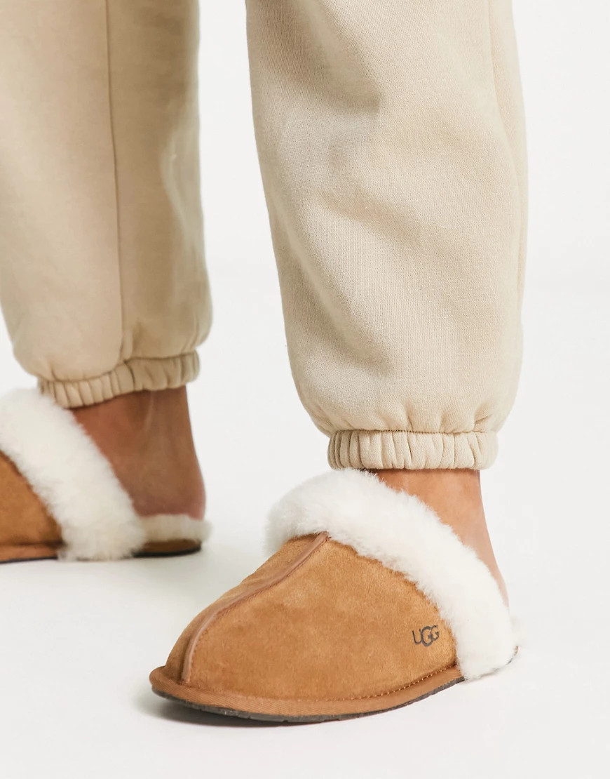 UGG Scuffette II slippers in chestnut-Brown | ASOS (Global)