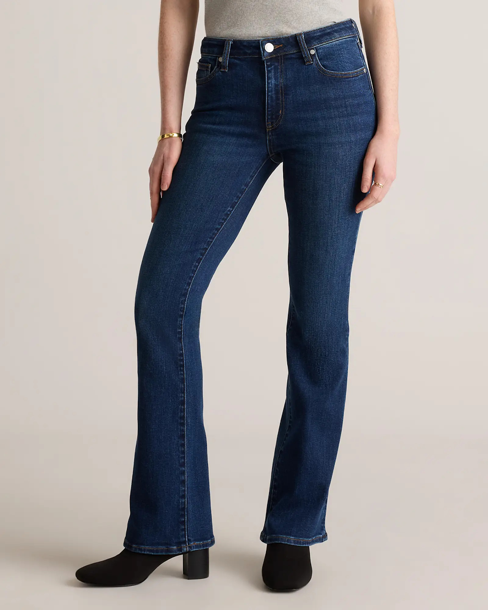 Luna Stretch Flare Jeans in Midnight Blue | Quince