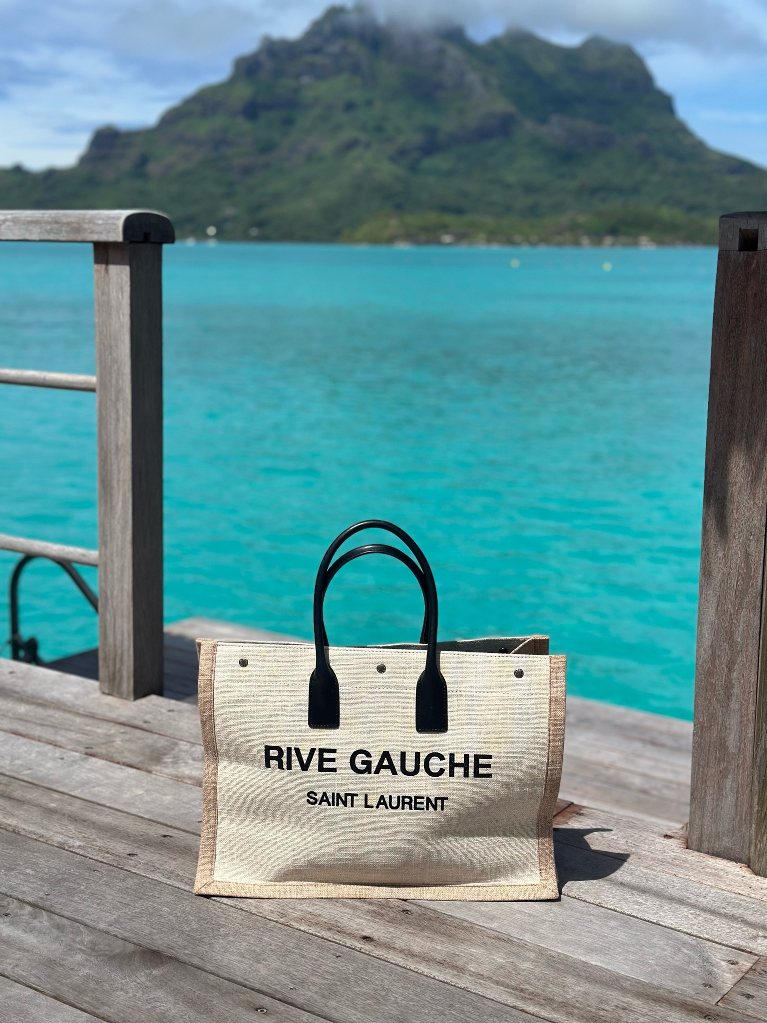 When in Bora Bora…

Linking all my favorite luxury beach bags used in French Polynesia 

#LTKHoliday #LTKGiftGuide #LTKItBag