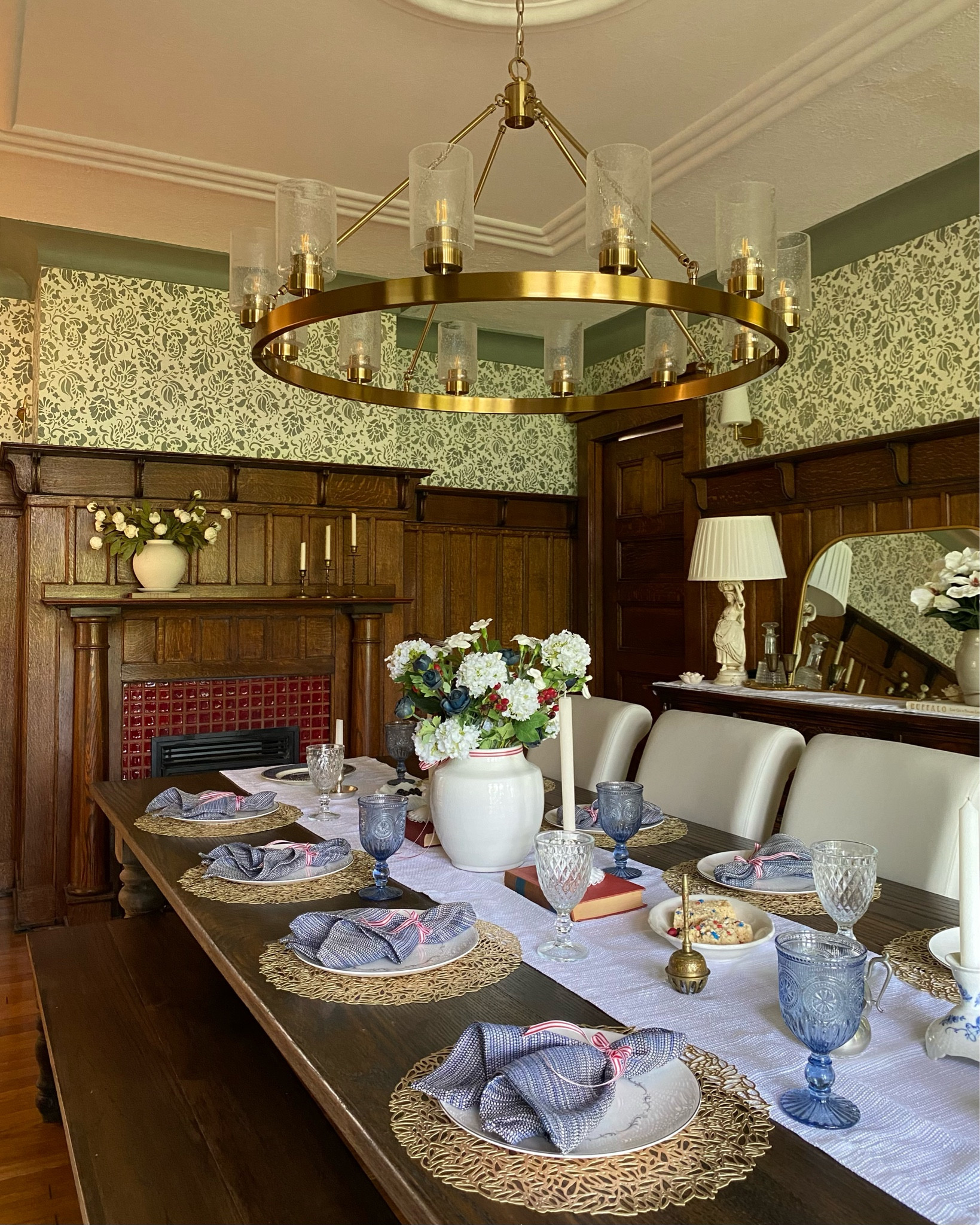 Elegant Americana tablescape | Labor Day | Fourth of July | Memorial Day 
All table linens are from Loom & Table. Use my code Maple15 for 15% off!

#LTKHome #LTKStyleTip #LTKFindsUnder50