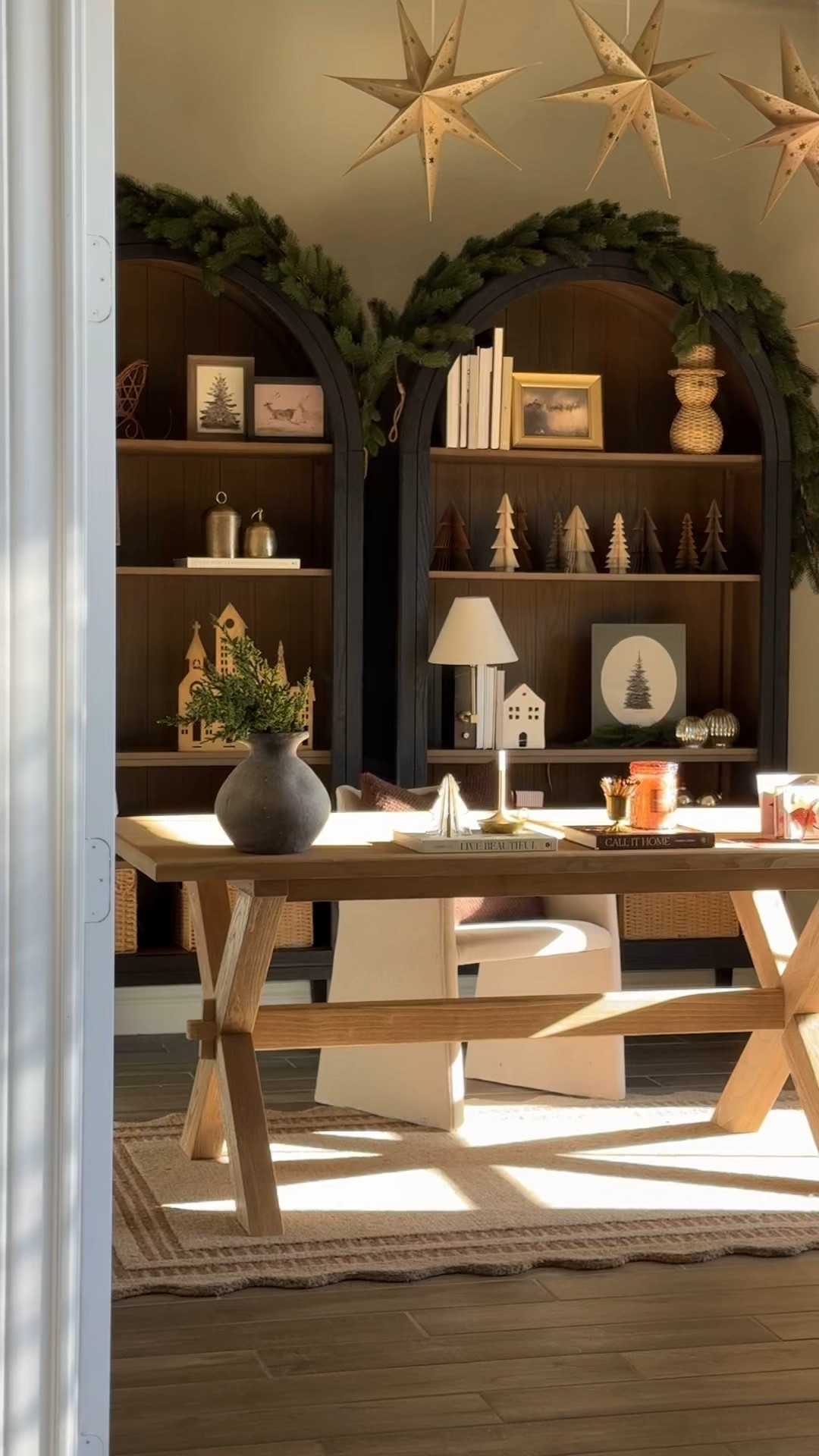 Christmas in my office 🌲❄️❤️ 

#LTKHoliday #LTKdayinmylife #LTKHome