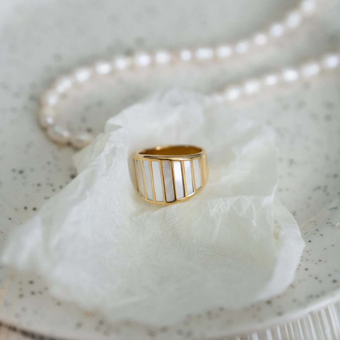 Boho Chunky Pearl Ring - Water Resistant, Tarnish Free, 18k Gold Filled, Mother of Pearl Statemen... | Etsy (US)