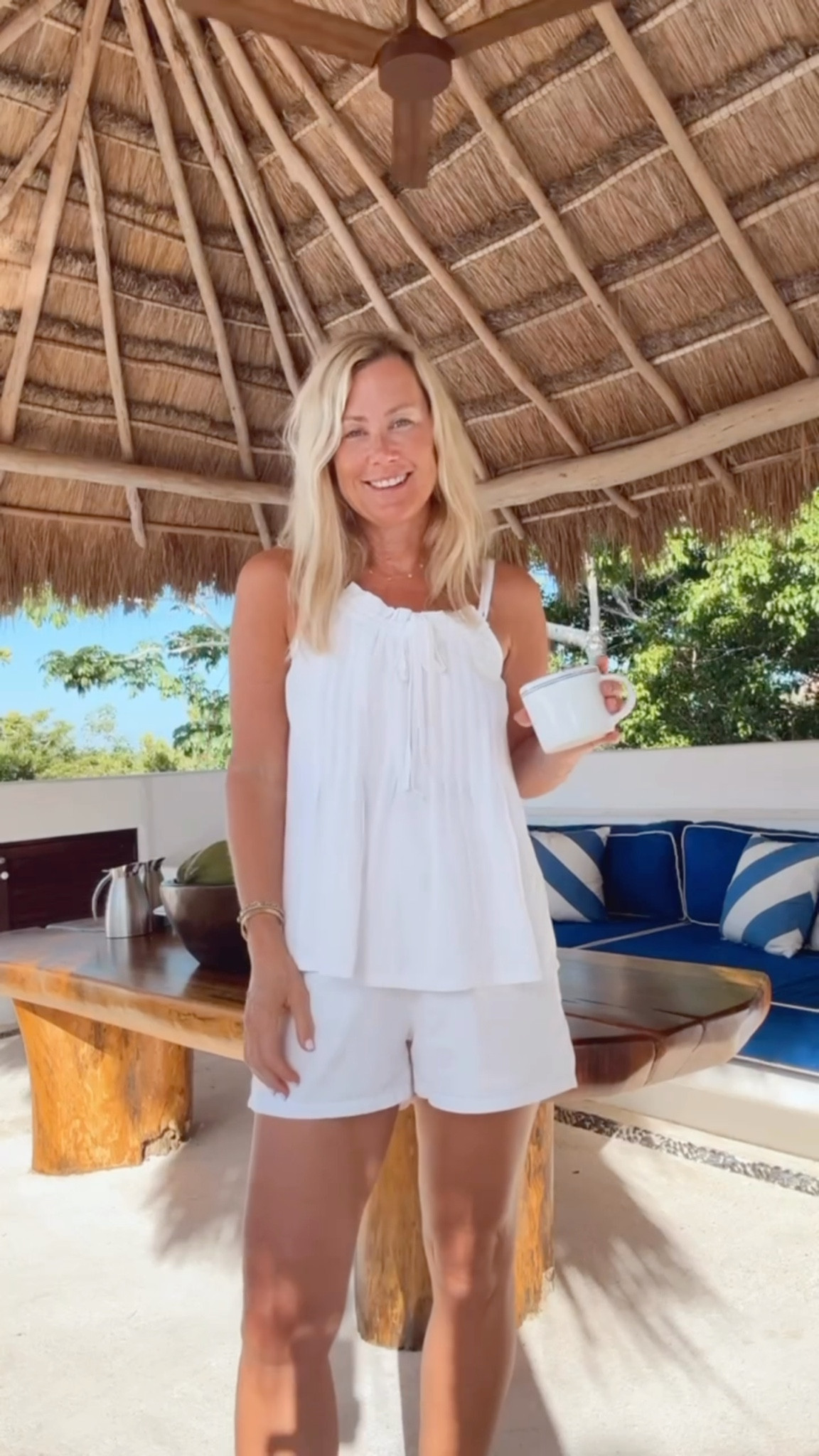 An easy lounge set to throw on! Chic and comfortable.

#LTKSeasonal #LTKStyleTip #LTKTravel