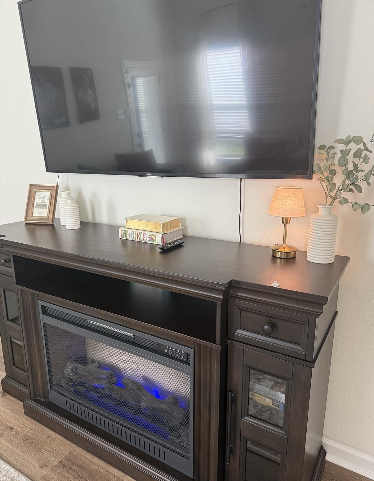 Simple and cozy fireplace mantel home decor 

#LTKHome