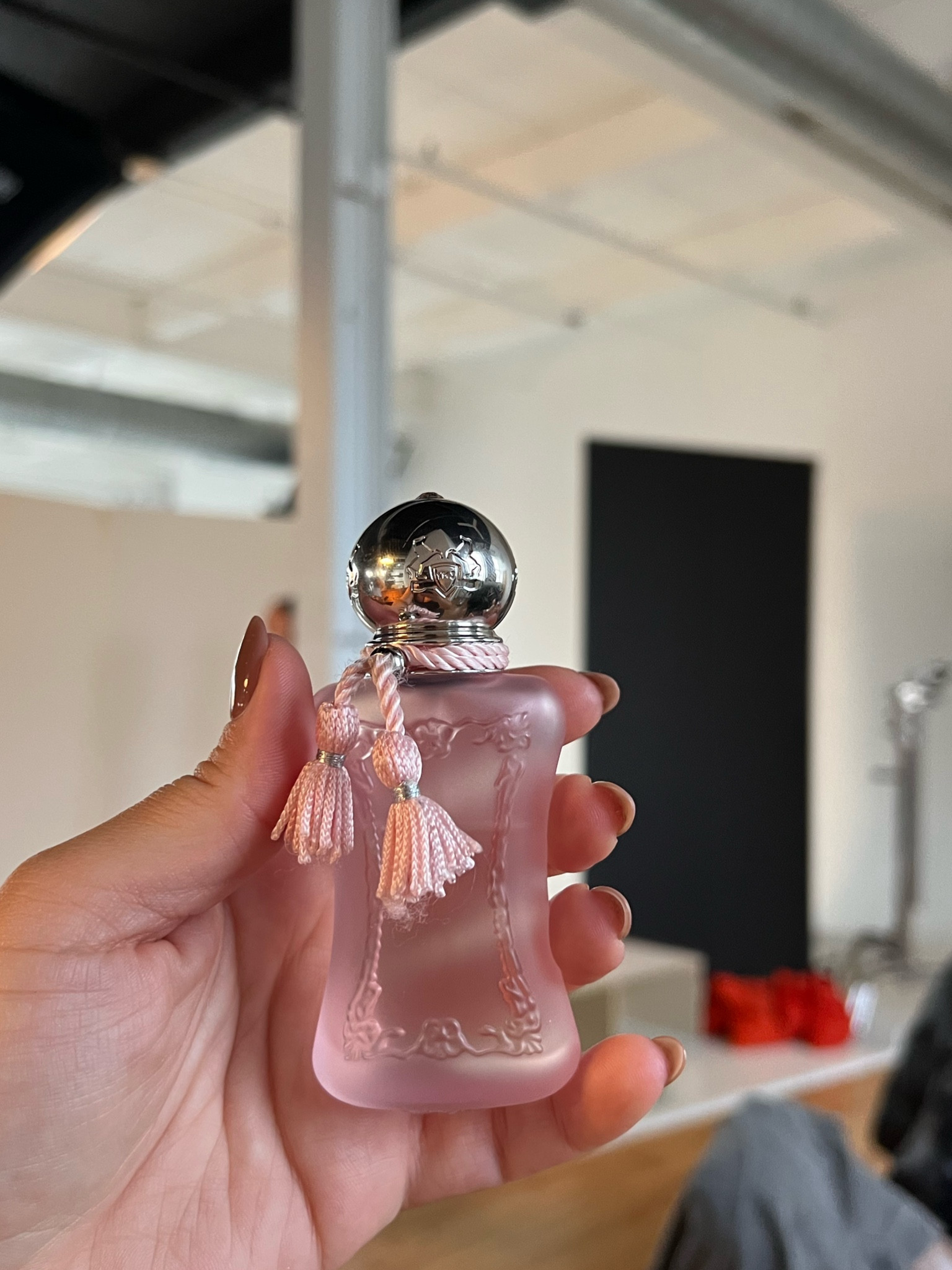 THE BESTTTT perfume i’ve probably ever worn!!!😭😍🤤 when i tell you i’ve never gotten so many compliments on a scent ever… every age range of women have asked me for this perfume, even men lol! 
my uber driver (who’s a guy lol) legit just asked me what perfume i was wearing today. 

could not recommend this perfume more!! worth every penny, i promise you. 

i have the 1oz and it’s easy to carry in my purse and on planes when i travel!✨🙌🏼 #perfume 

#LTKbeauty #LTKsalealert