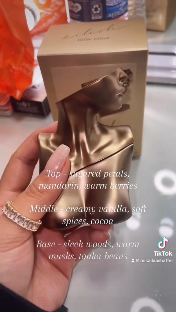 Vanilla lovers…RUN don’t walk!!🤍😩 The BEST smelling vanilla scent. It is a natural & sweet EDP that lasts all day. I usually layer it with Victorias Secret “Bare Vanilla” body lotion!