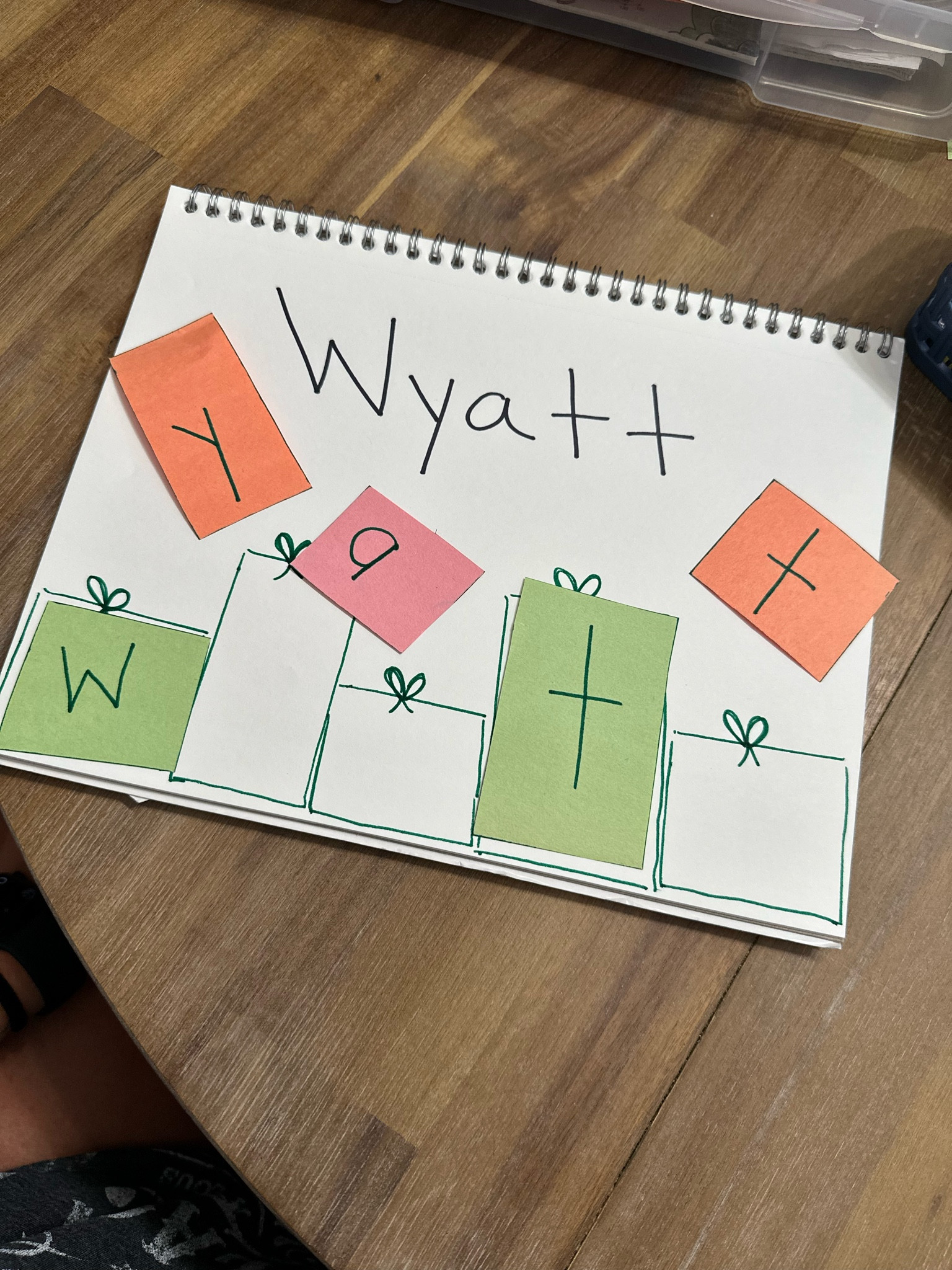 birthday themed toddler learning journal - matching the letters in our name to the presents! 


toddler learning // learning journal // homeschool // preschool prep // amazon finds