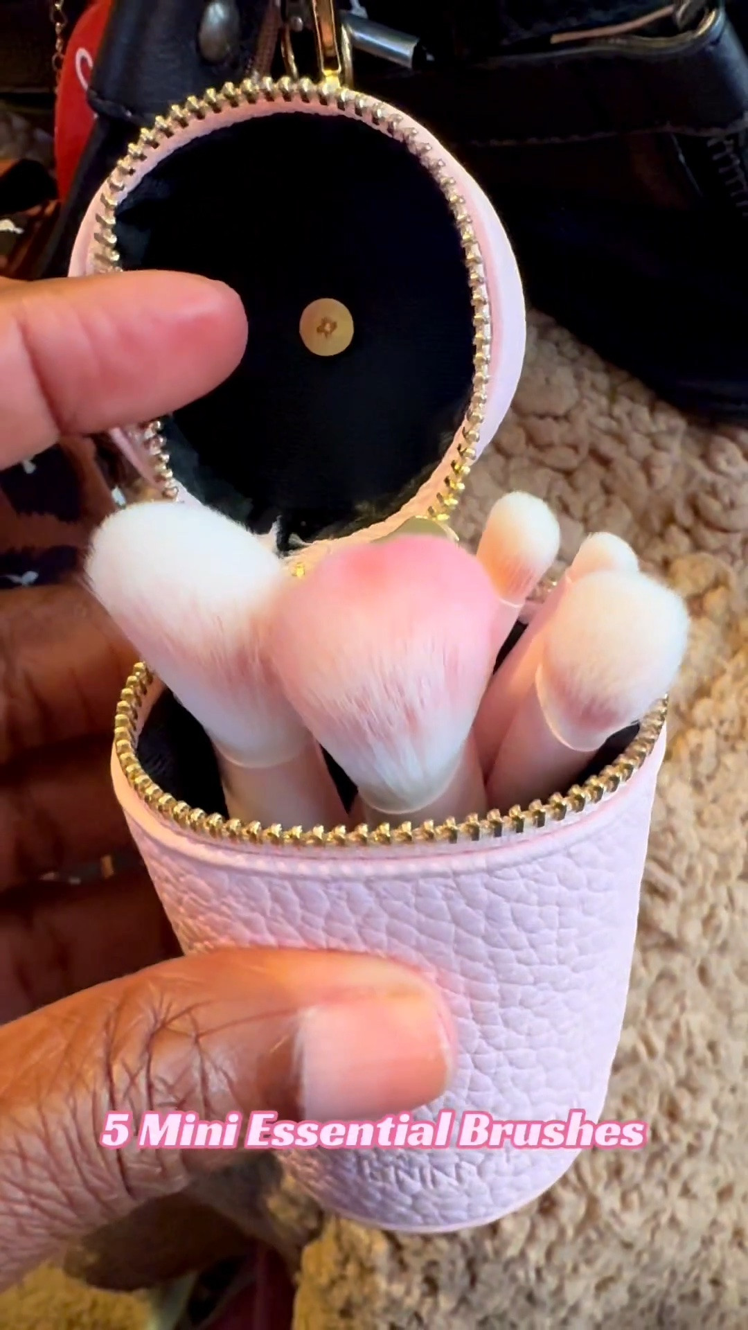 Your vanity, everywhere you go. 🎀 Unzip 5 essential mini brushes right from your bag keychain! ✨

#LTKgrwm #LTKselfcare #LTKBeauty