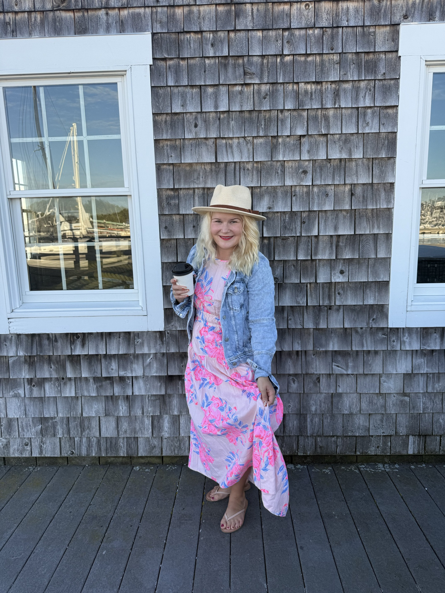 Sunday OOTD. Lilly Pulitzer screams spring and Easter. And it haz pockets!

#LTKWedding #LTKPetite #LTKootd