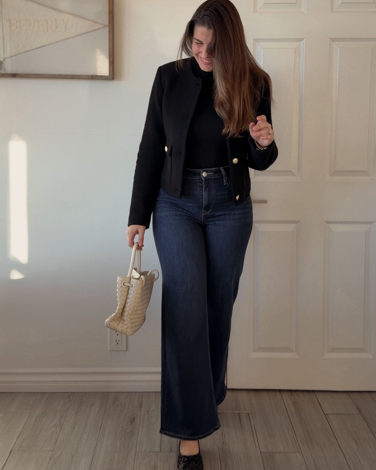 A few favorites from celebrity stylist @erinwalshstyle x @onequince capsule ✨

I’m loving these 5 timeless, versatile pieces that bring ease and intention to everyday dressing 🤍

Shop here and discover more about this collaboration, sizing details and more on maevawithamour.com 🫶

#quincepartner #frenchstyle #capsulewardrobe #ootd #outfitinspiration

#LTKootd #LTKdayinmylife #LTKgrwm