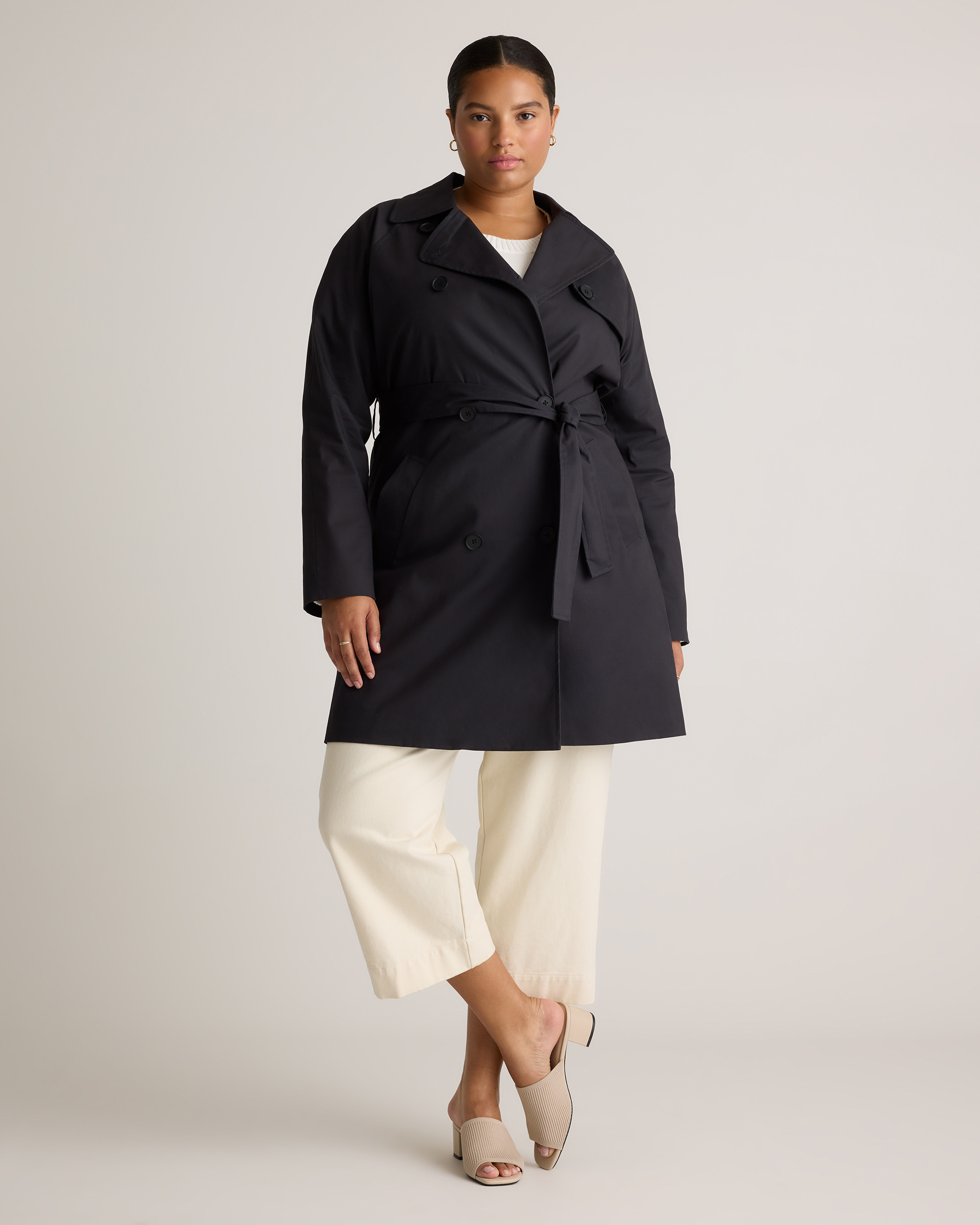 Quince | Women's Comfort Stretch Trench Coat in Midnight Black, Size Medium, Organic Cotton | Quince