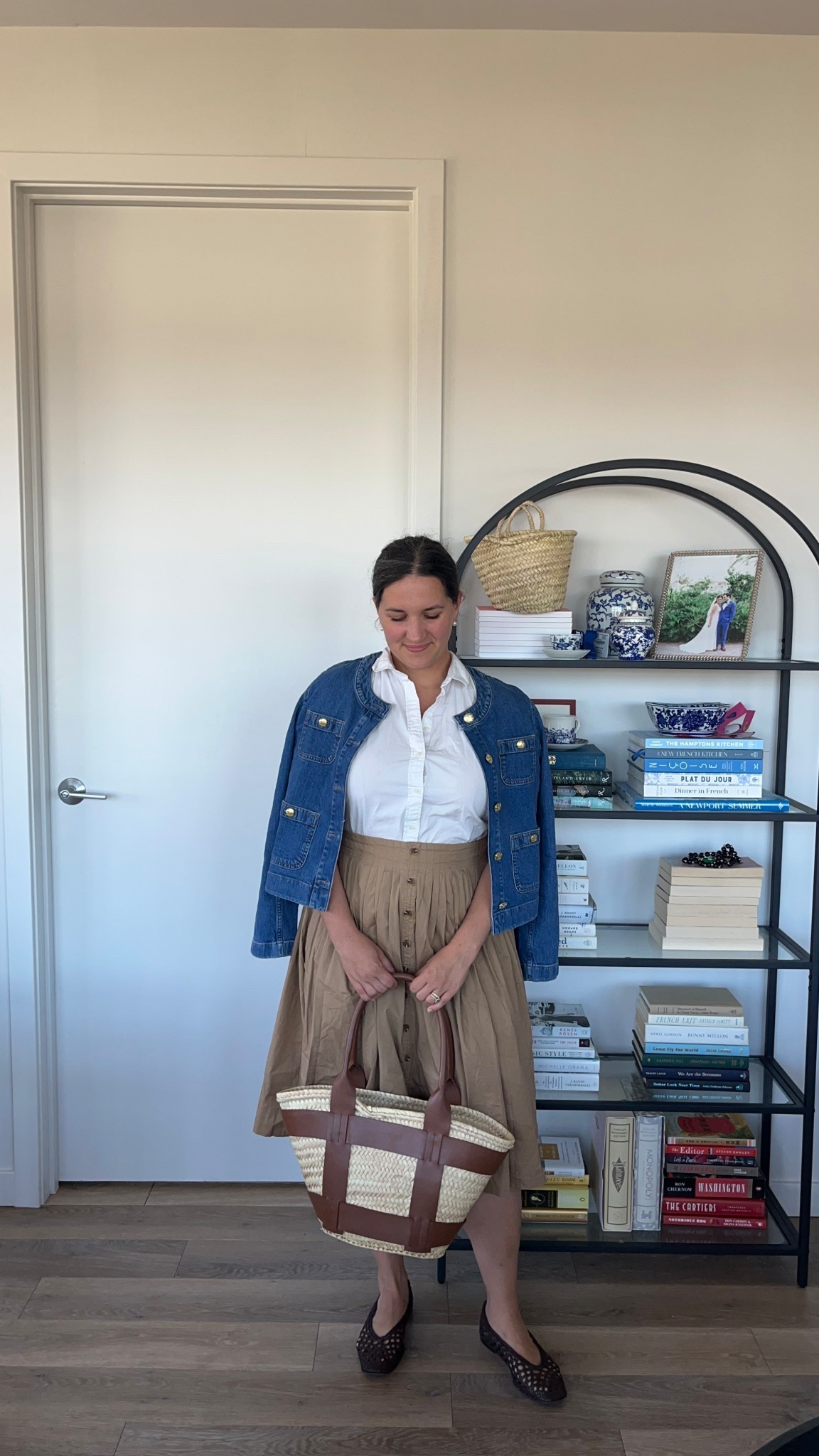 Outfit Du Jour 🫐

What I’m wearing:
• White Sleeveless Button-Down
• Denim Lady Jacket
• Khaki Midi Skirt
• Brown Woven Leather Ballet Flats
• Demellier Santorini Bag

#LTKFindsUnder100 #LTKFindsUnder50 #LTKMidsize