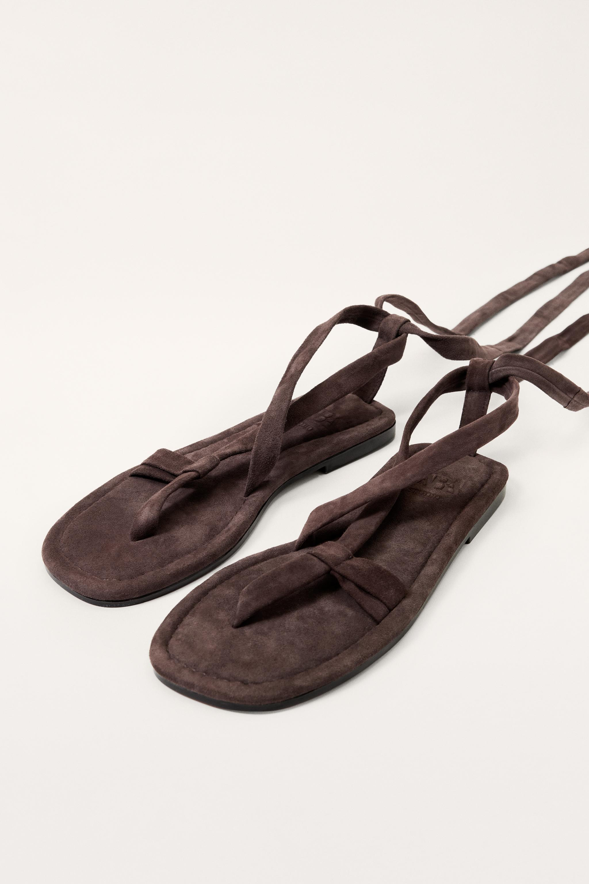 LIMITED EDITION FLAT LEATHER STRAPPY SANDALS | Zara DE