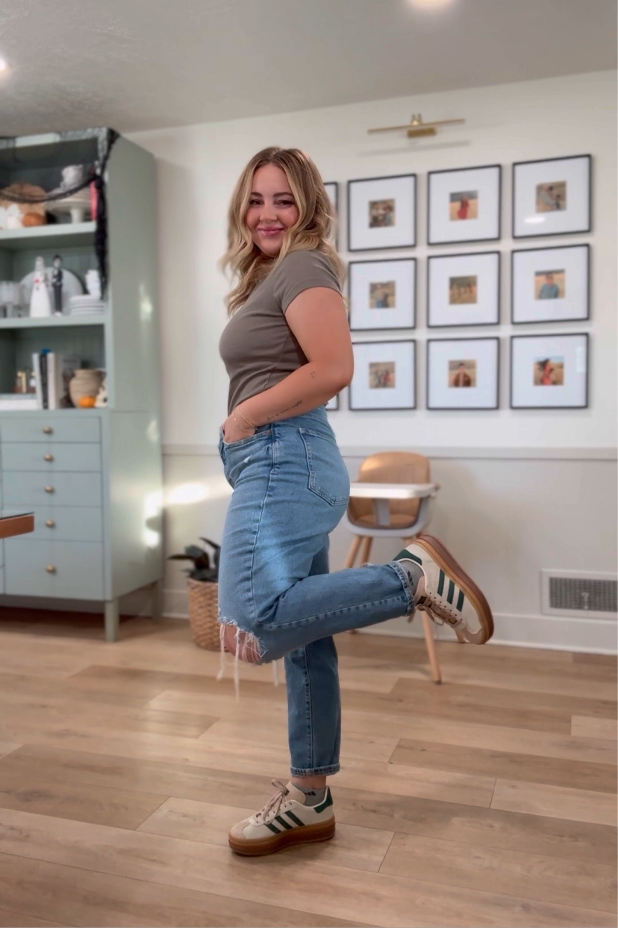 Mom fit 

#LTKMidsize #LTKBeauty #LTKStyleTip