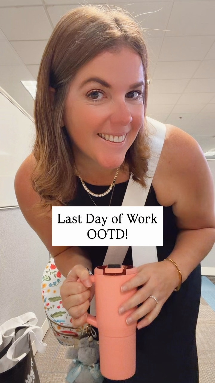 Not exactly how I planned to wear this outfit… but here we are. 🖤

Laid off, a little unsure, but still showing up looking put together because that’s something I *can* control.

On to whatever’s next.


#LTKootd #LTKSaleAlert #LTKMidsize