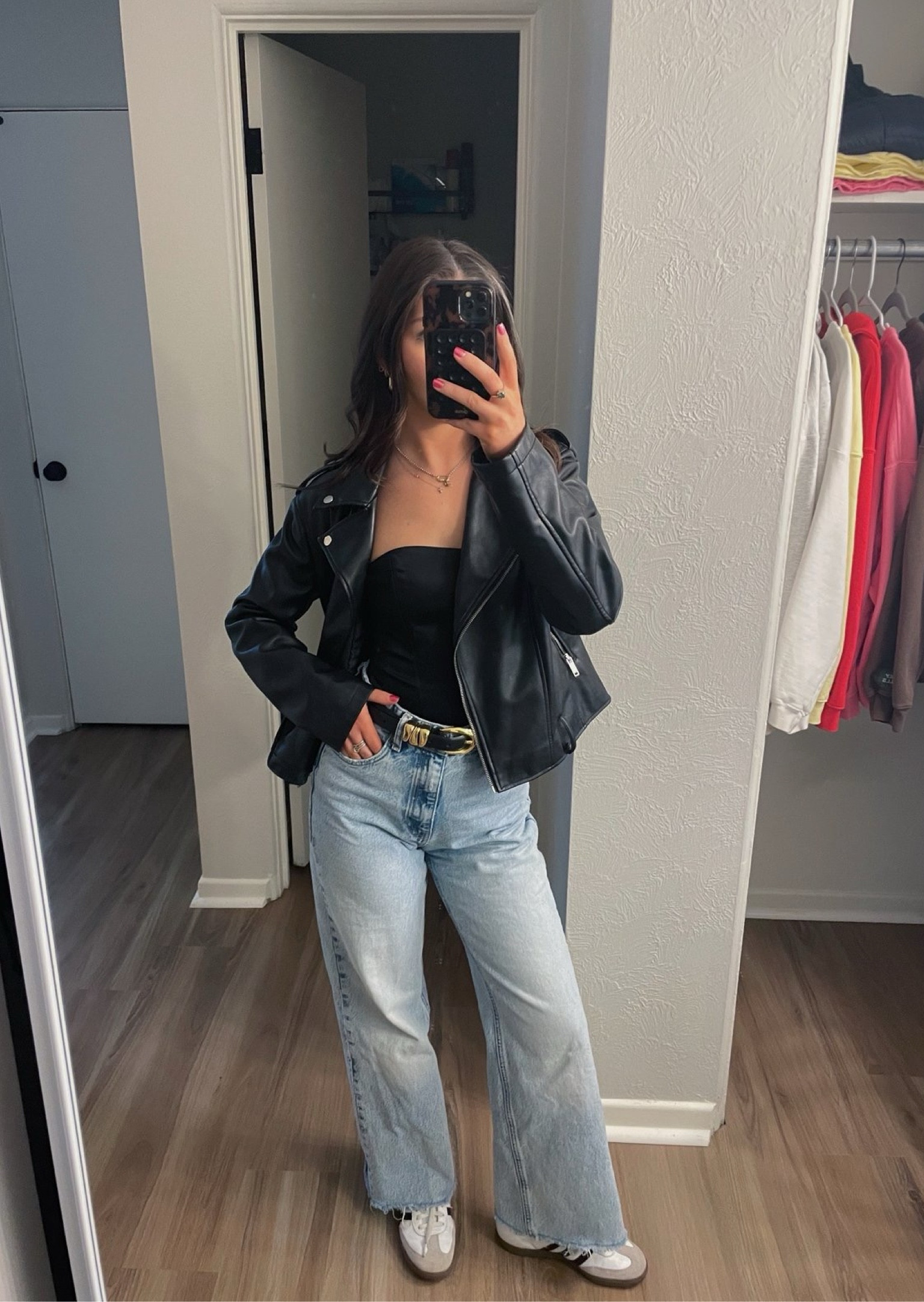 My go to on a night out!! 🖤