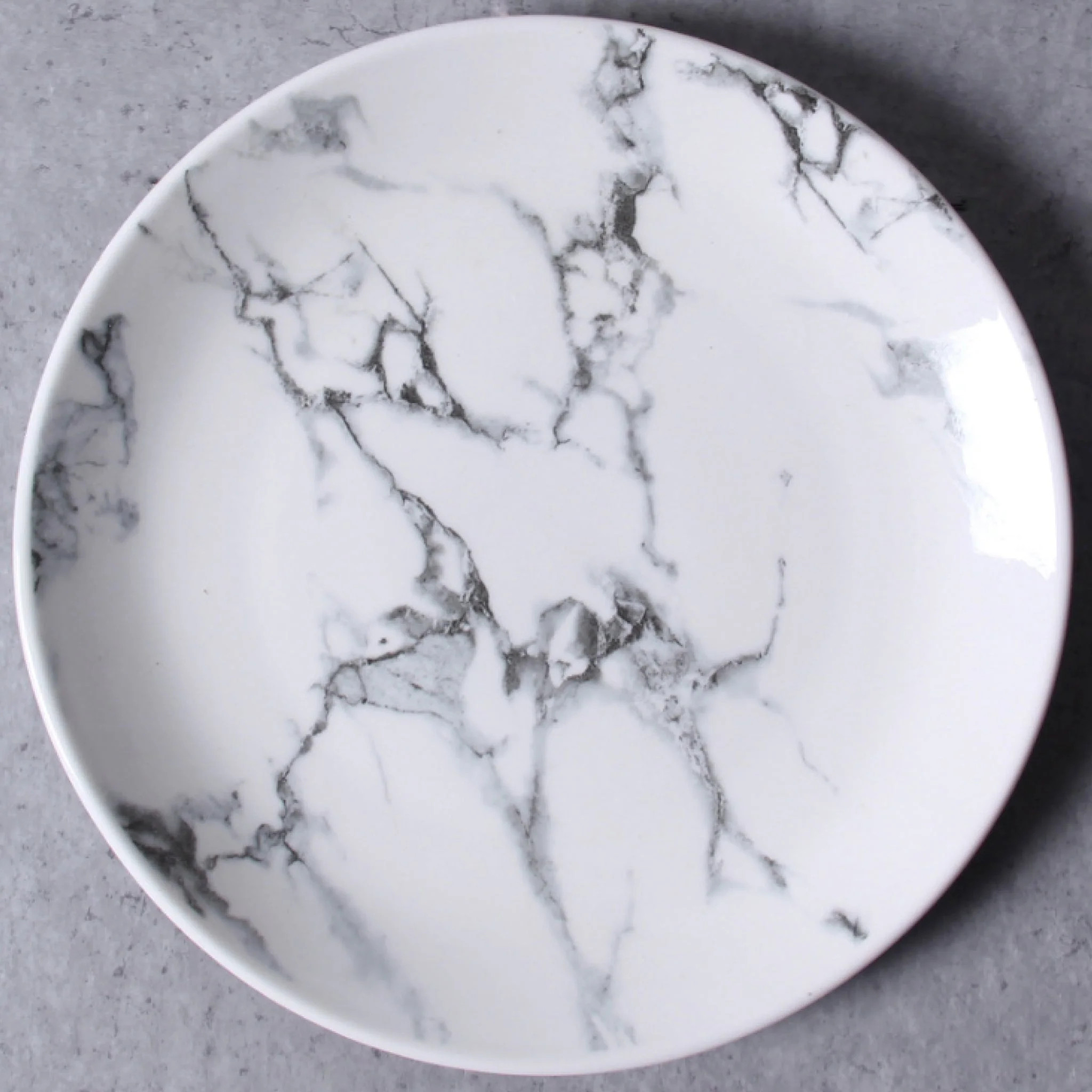 Marble Round Plate 10" | Casual Chic Boutique