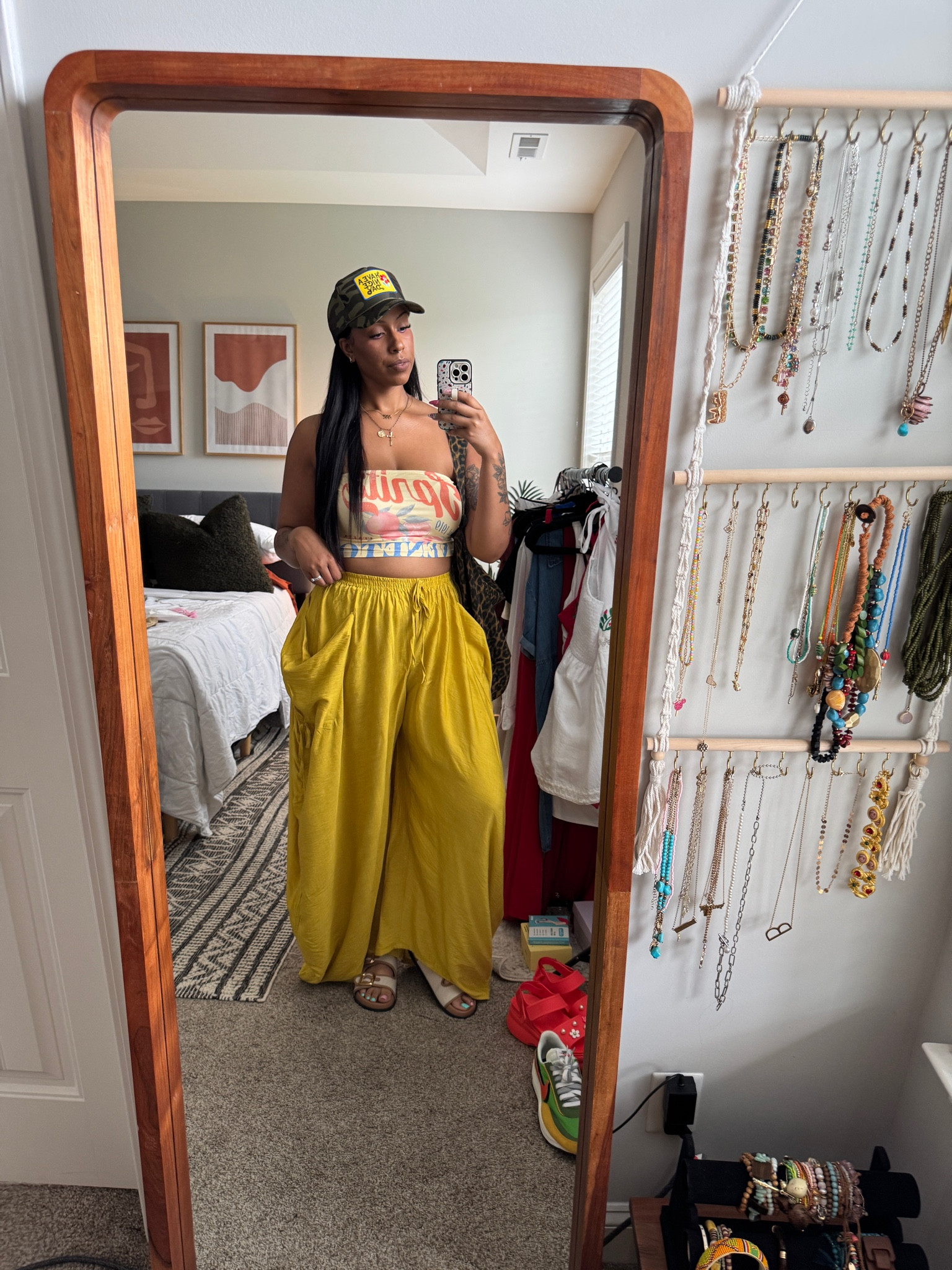 0XL in the pants. They are from TikTok shop but I have alternatives linked.

#LTKootd #LTKTall #LTKMidsize