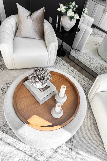 These neutral home decor finds complement each other so well - I love how this coffee table is also storage space!

Home  Home decor  Home favorites  Home office  Home office styling  Neutral home  Modern home  Spring home decor 

#LTKhome #LTKSeasonal