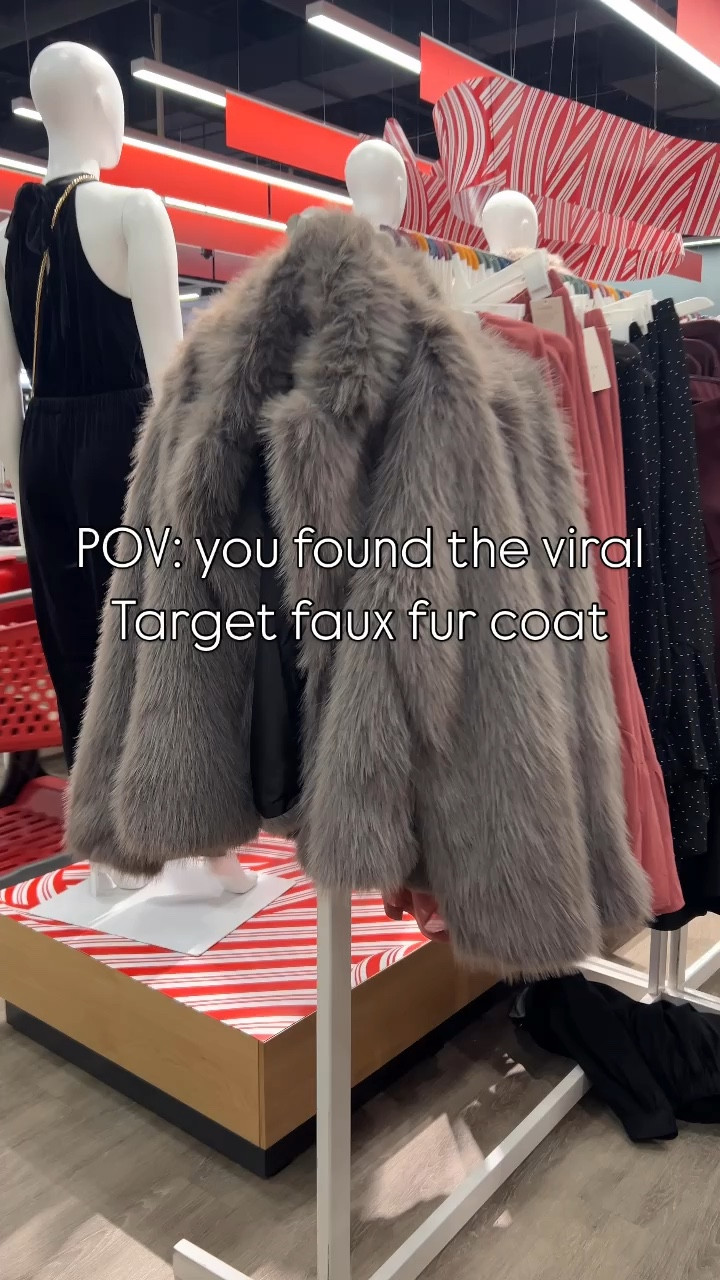 The viral Target faux fur coat is everything they say 😍 

#LTKSeasonal #LTKHoliday #LTKFindsUnder100