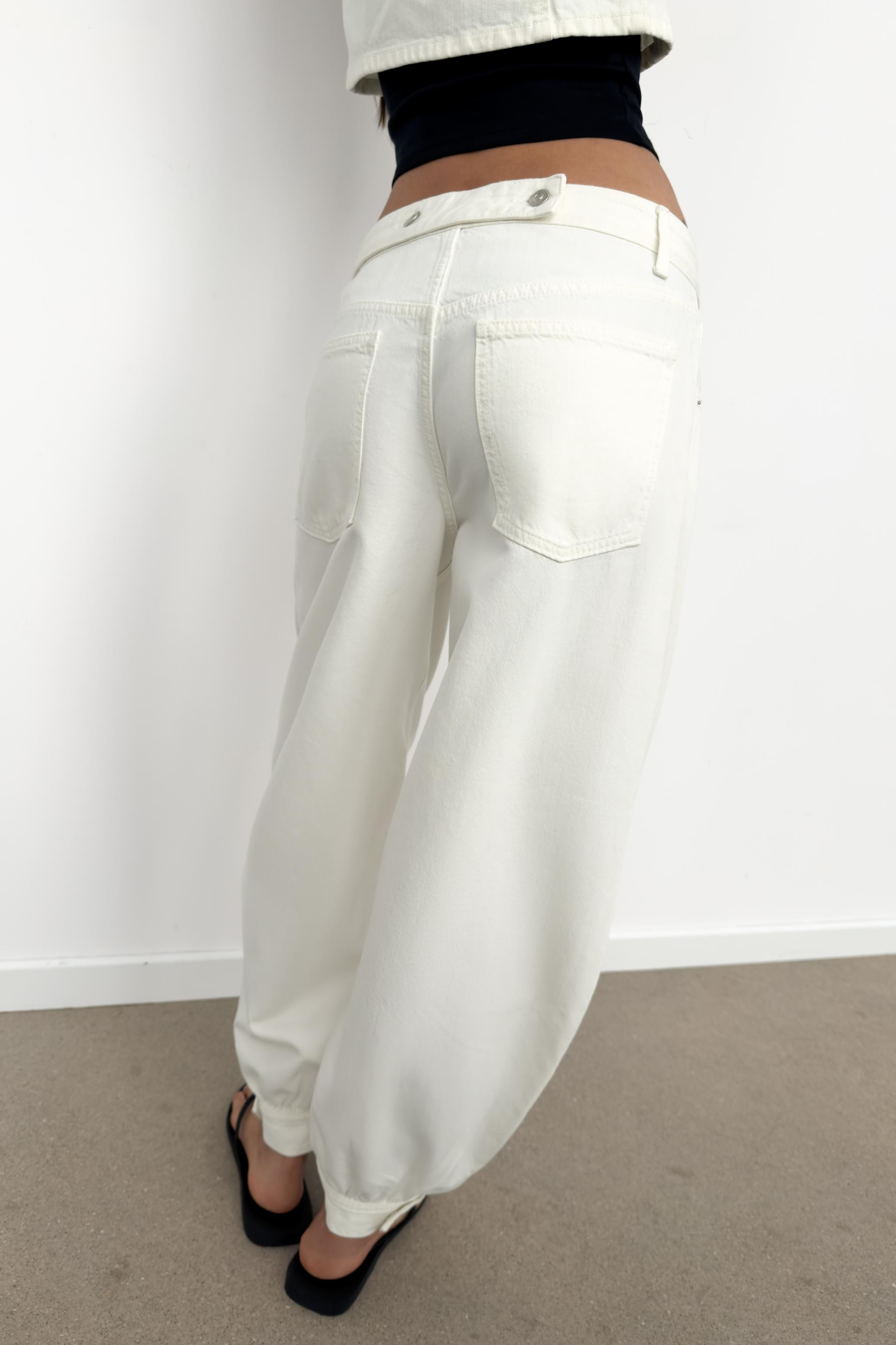 TRF MID-RISE BALLOON JEANS WITH BUTTON TABS | Zara US