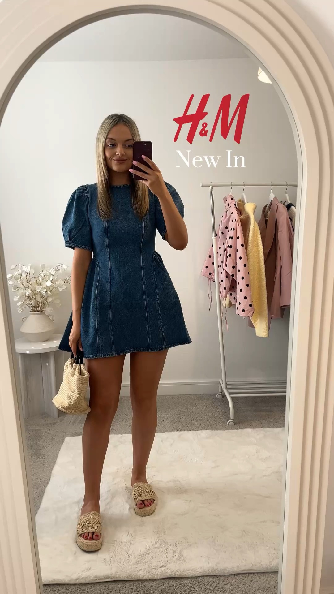H&M - New In Spring Dresses 🤍🌼

How gorgeous are these dresses for spring the denim dress is a gorgeous fit and I love the floral and baby blue dress 

Spring dresses floral dress denim dress 

#LTKspring #LTKootd #LTKUK