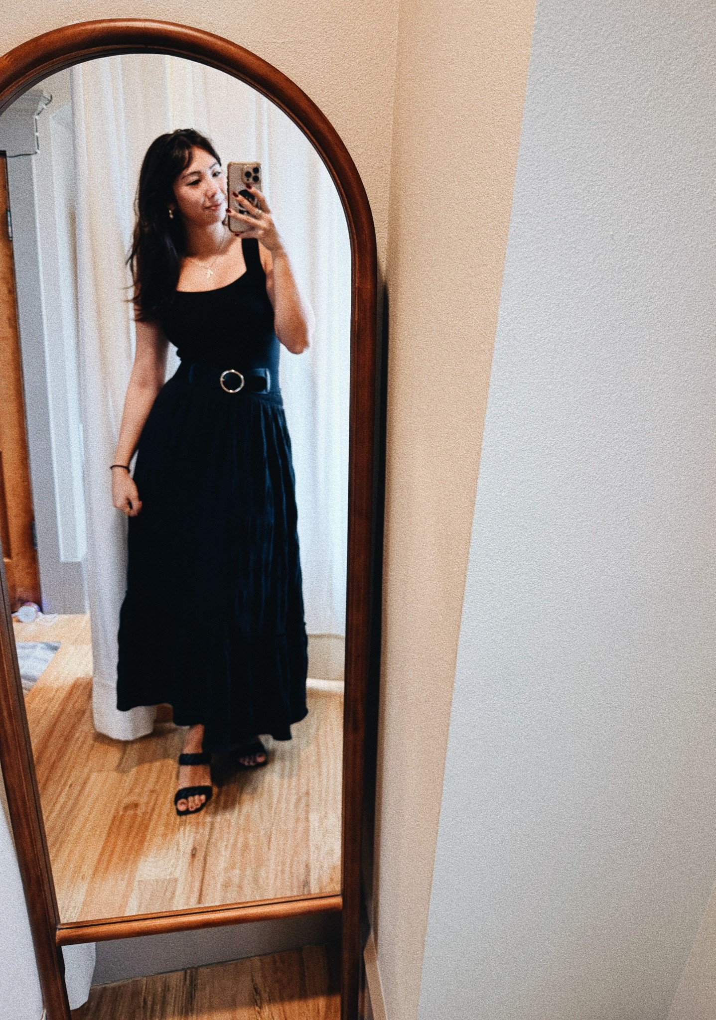 gloomy days call for floaty skirts 

#LTKWorkwear #LTKdayinmylife #LTKootd