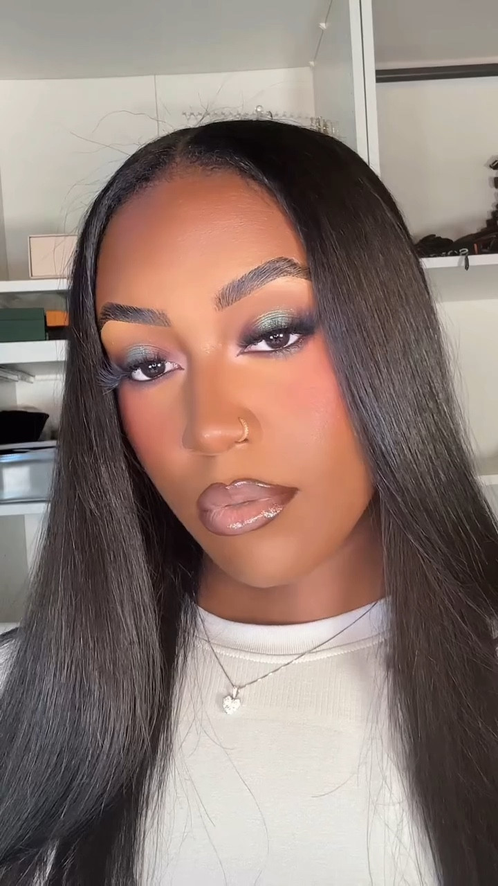 She’s A 10 Brown Skin 🤎 My New Fav Lip Combo

Song: Girlfriend by @sawyergibson105 

Products Used:
@colourpopcosmetics Lip Pencil “Pitch”
@morphebrushes Lip Stick “Flirt”
@thelipbar Lip Gloss “Trophy Wife”
.
.
.
#lipcombo #lipcombotutorial #makeuproutine #makeuptutorial #nudelip #makeupforblackwomen #makeuptutorials #makeuptrends #makeupartists #makeupartistcheck #explorepage #fyp #mkemua #milwaukeemakeupartist #makeuptutorial #milwaukeemua #houstonmua #houstonmakeupartist #makeupartist #houstonmakeup #dallasmua #atlmua