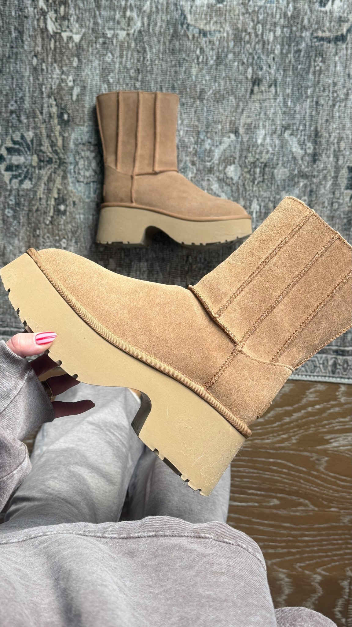 New uggs I’m obsessed with! Love the heel look especially with yoga pants and jeans! 

#LTKGiftGuide #LTKHoliday #LTKdayinmylife