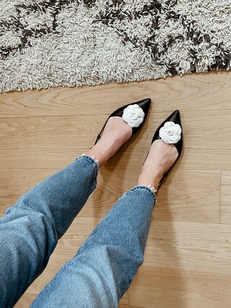 Jeans + flats girl for life. 

Linked similar jeans. Size down for a closer fit, wearing a 24. 