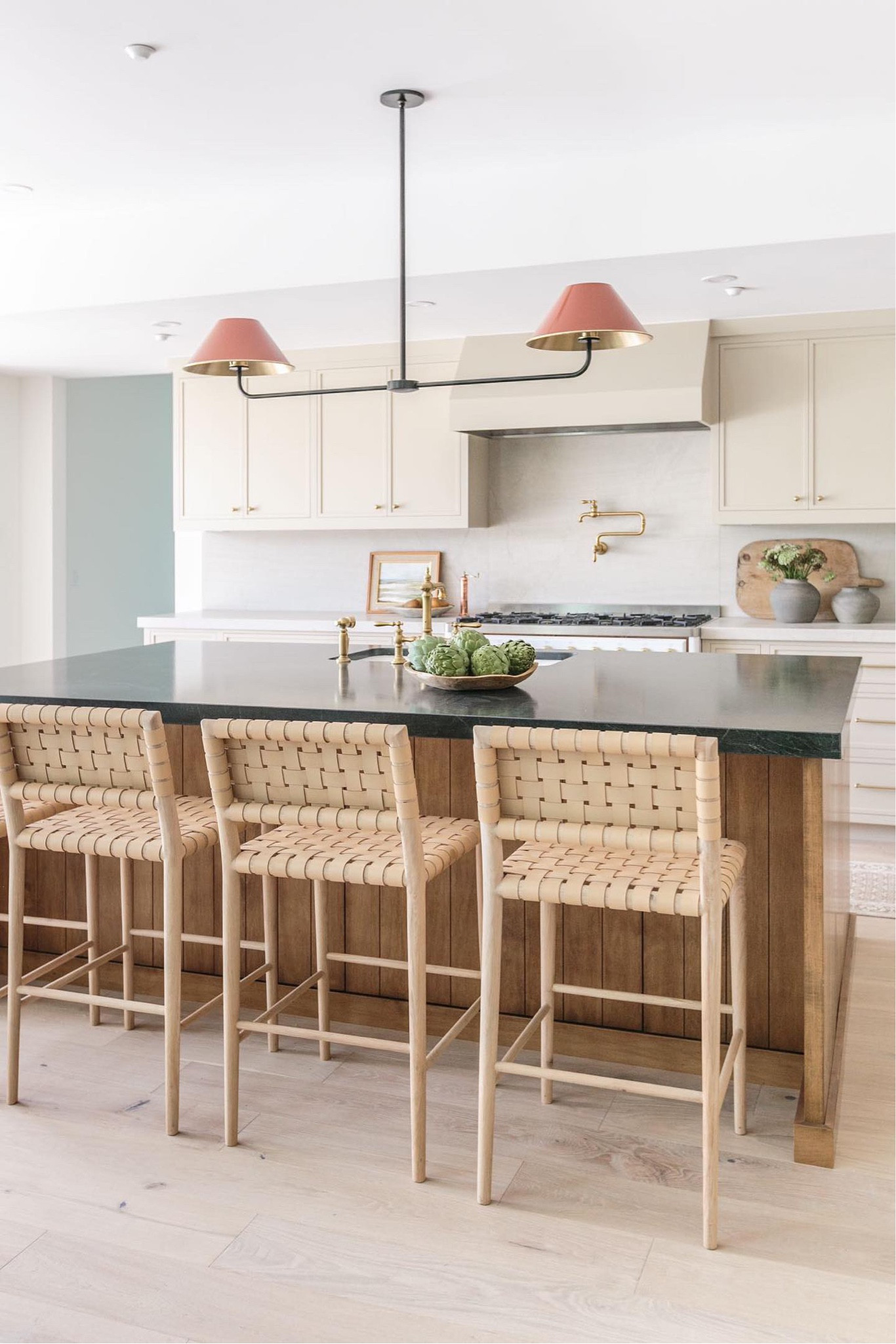 kpd the daily dose: shop this kitchen 

design @mullendesignco
photo @susanmagre

#LTKhome #LTKstyletip