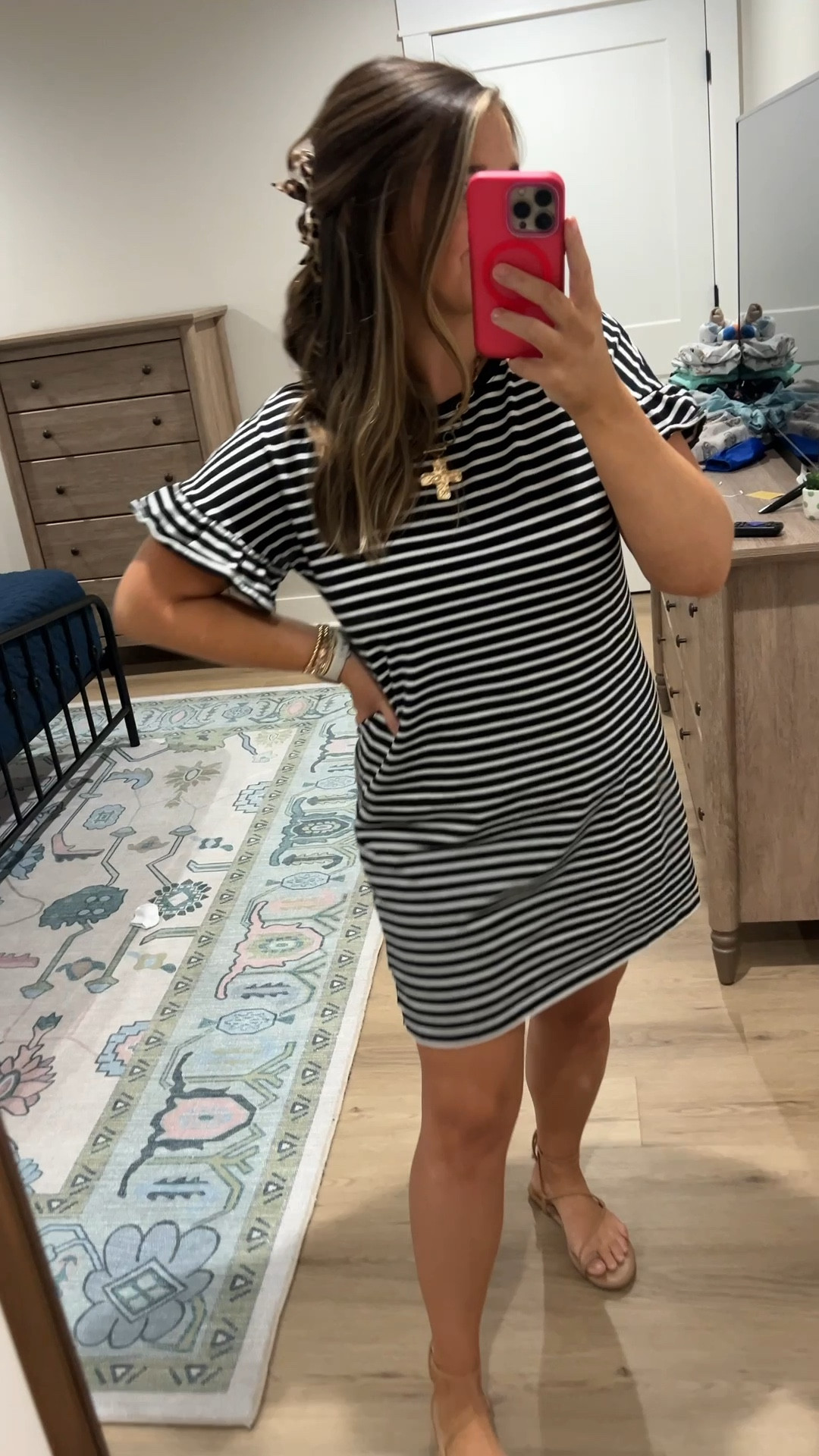 Cute, comfy, chic. ♥️ love this striped shift dress! 

#LTKShoeCrush #LTKMidsize #LTKStyleTip