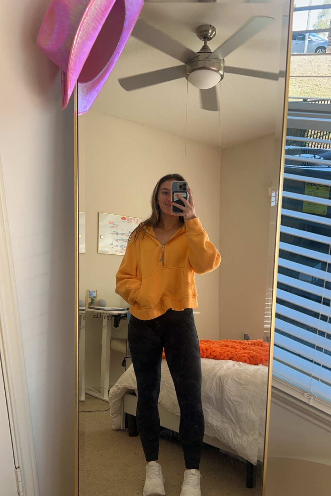one of my favorite school outfits🧡🪩🐅

top: lululemon (they don’t have the orange anymore) 
bottoms: lululemon 
shoes: on cloud 
comment or message me with any questions!!💗

#LTKStyleTip #LTKActive #LTKGiftGuide