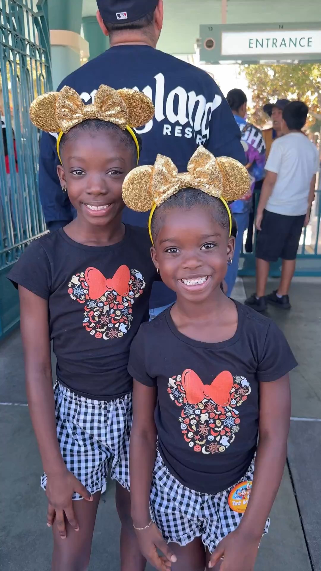 Disney outfits, zara outfit, kids disney outfits disney trip inspo matching minnie mouse ears disney park fashion kidswear disney vacation style motherhood content family lifestyle 

 

#LTKHalloween #LTKKids #LTKFamily