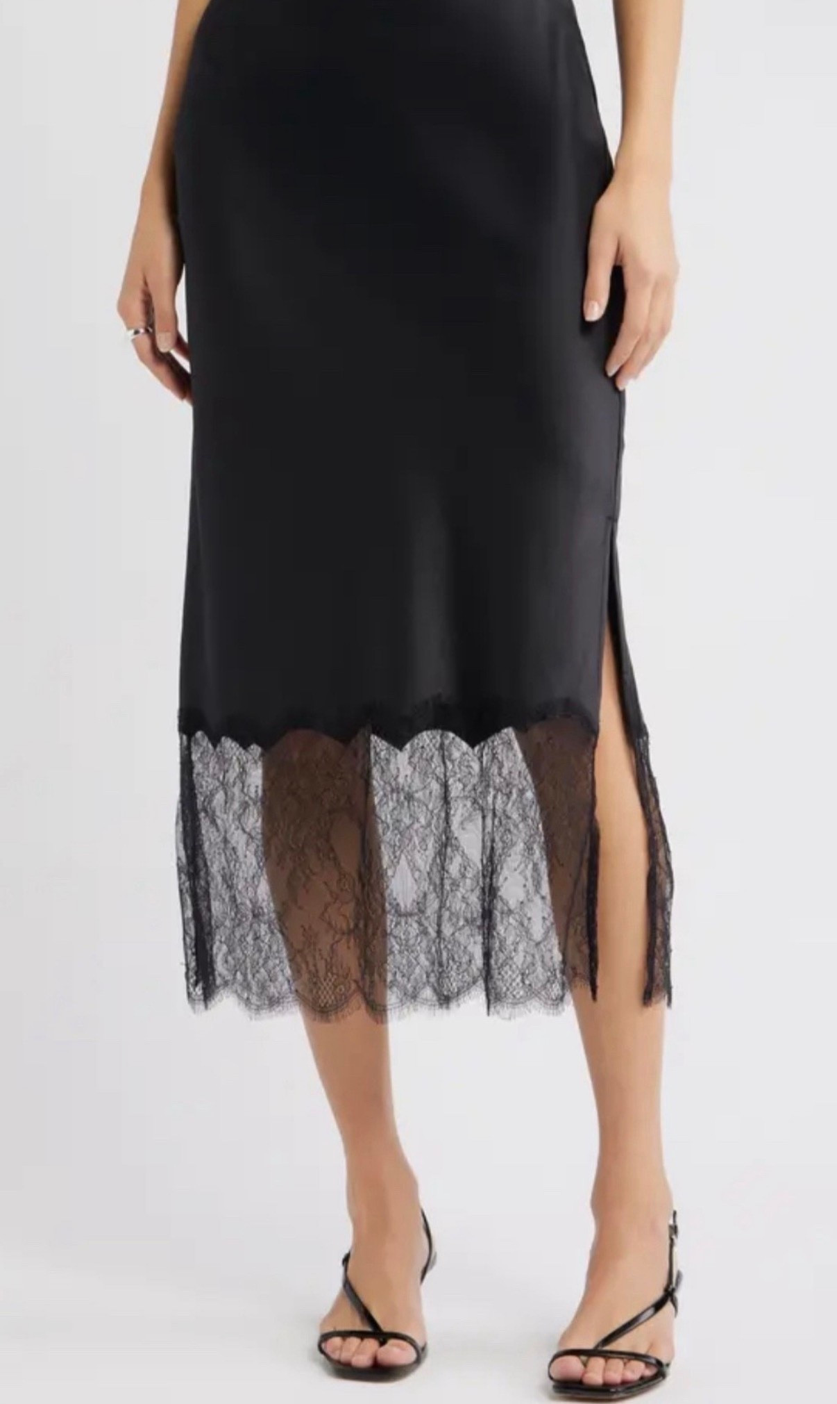 Lace skirt 

#LTKFindsUnder100 #LTKSeasonal