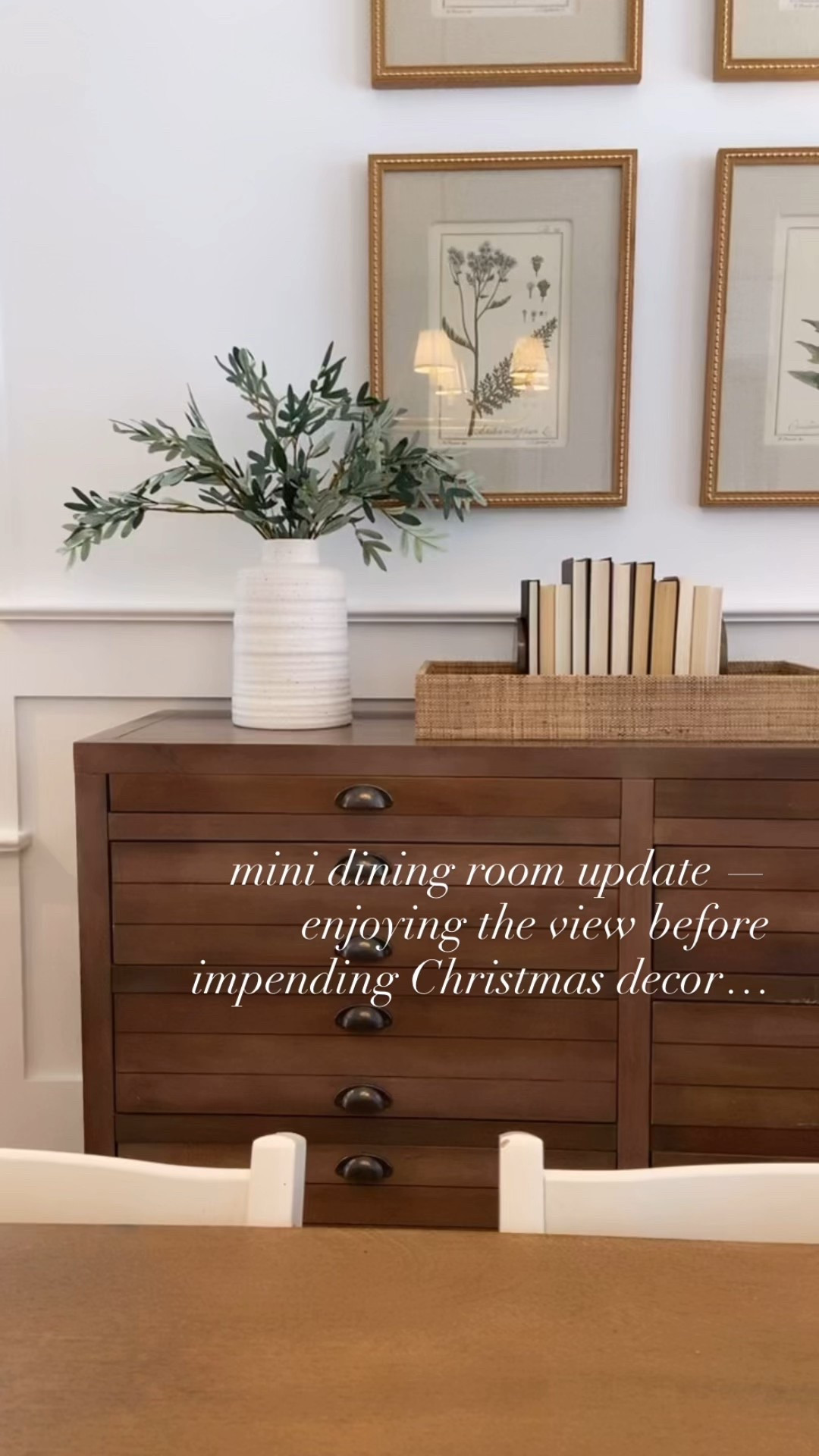 A little dining room update to share ✨
#credenza #sideboard #diningroomdecor #walldecor #nancymeyersaesthetic #neutralhome

#LTKHome