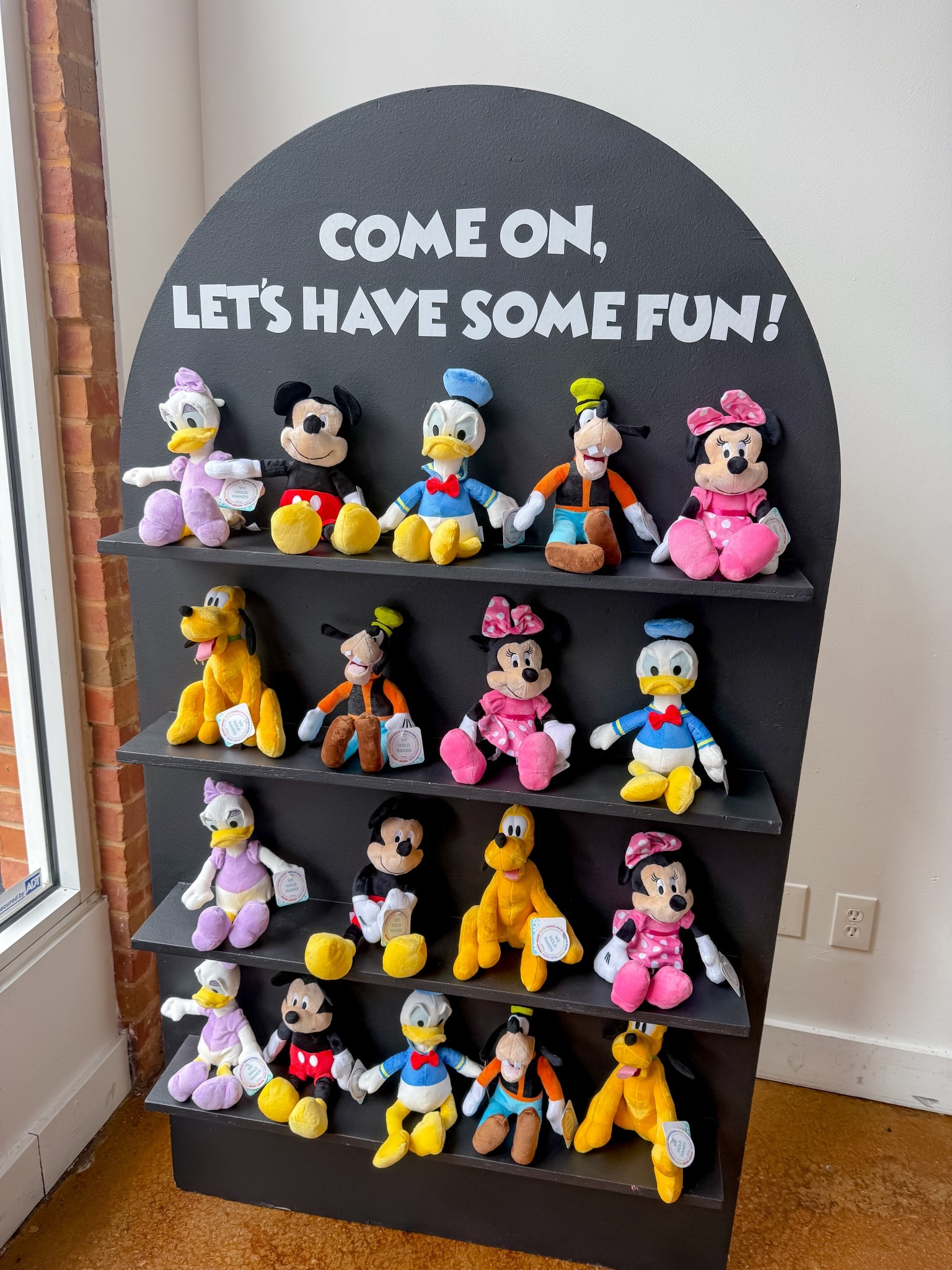 A fun and simple way to display party party favors for your event!


Birthday party decor Disney party kids party favors toddler party diy birthday party DIY decorations kid themed party ideas kid party favors 

#LTKParties