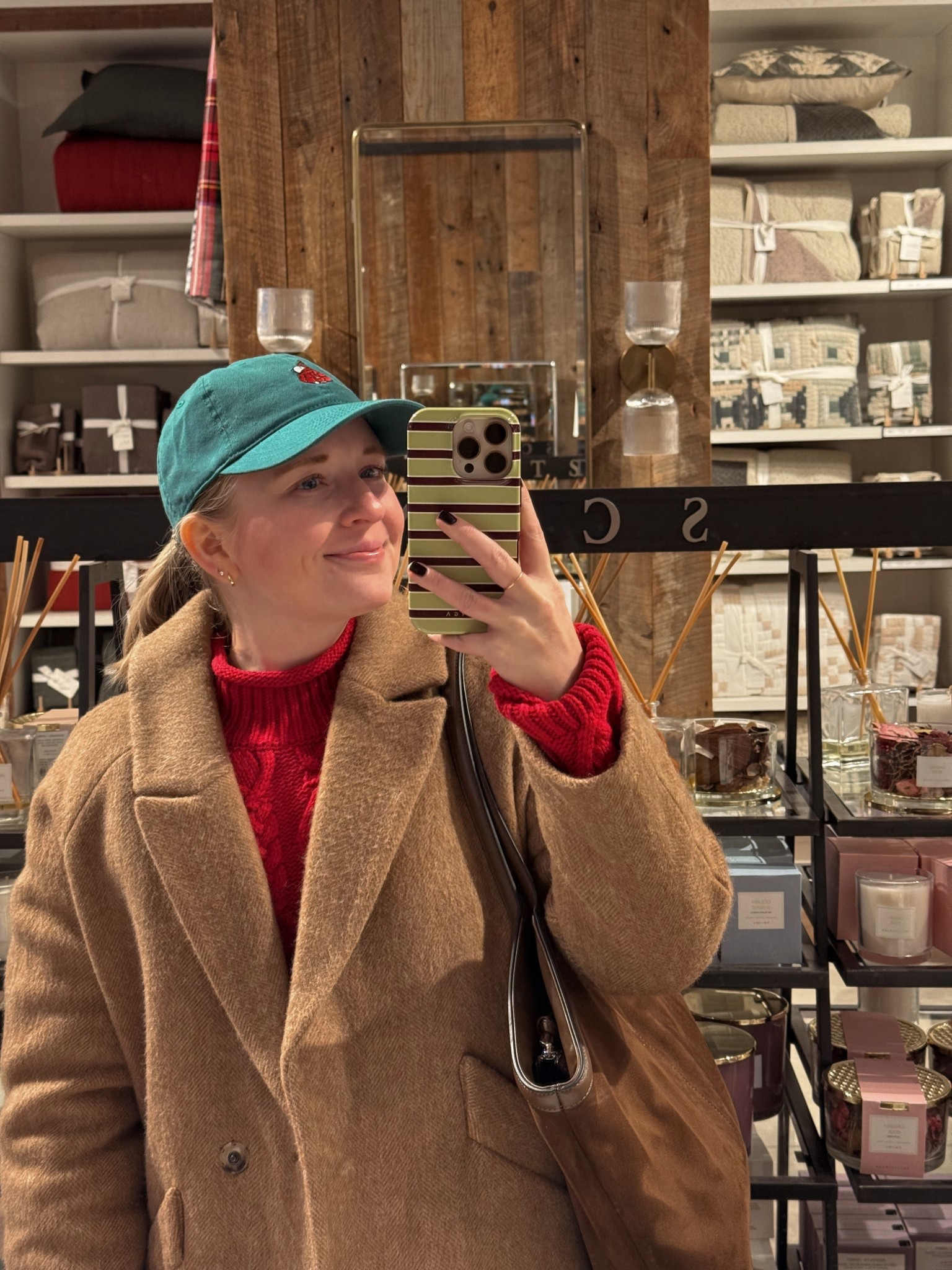 cutest new hat for holiday time 

#LTKHoliday #LTKootd