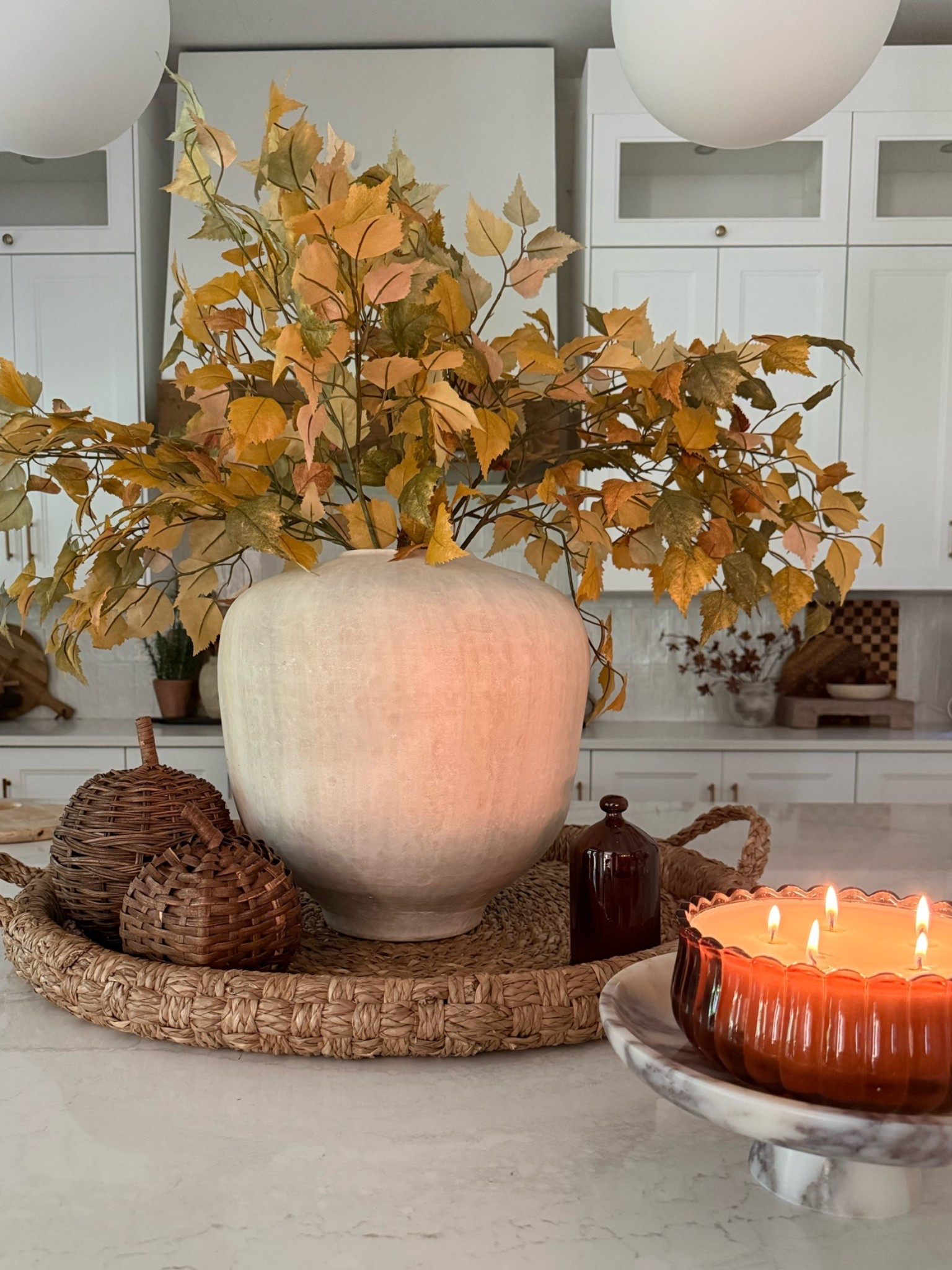 A Fall statement on the kitchen island 🤎
Cozy home decor 
Neutral home

#LTKfall #LTKhome