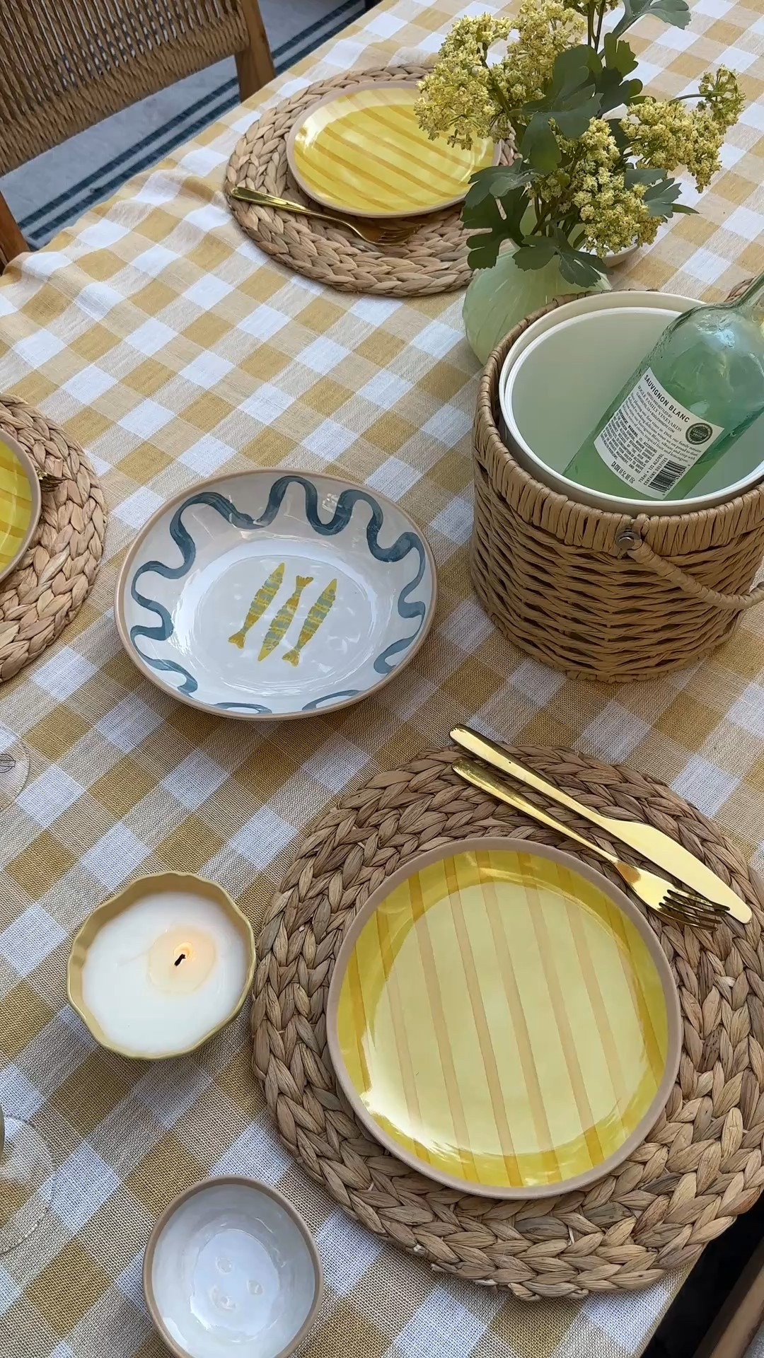 Summer outdoors table setting 💛🍋

#LTKHome #LTKParties #LTKSummerEdit