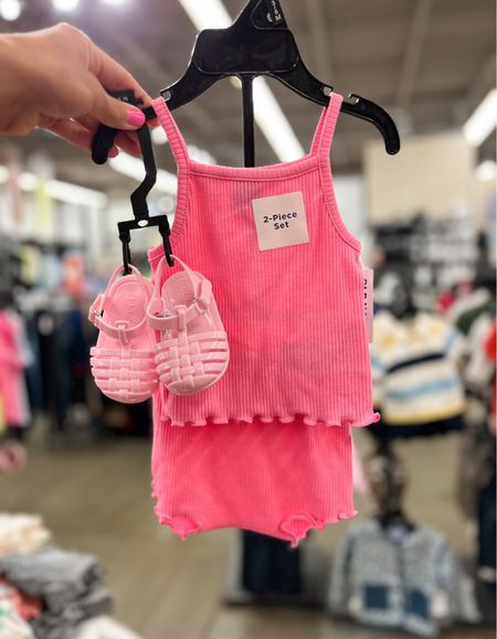 Oldnavy baby outfit 

#LTKbaby #LTKstyletip #LTKsalealert