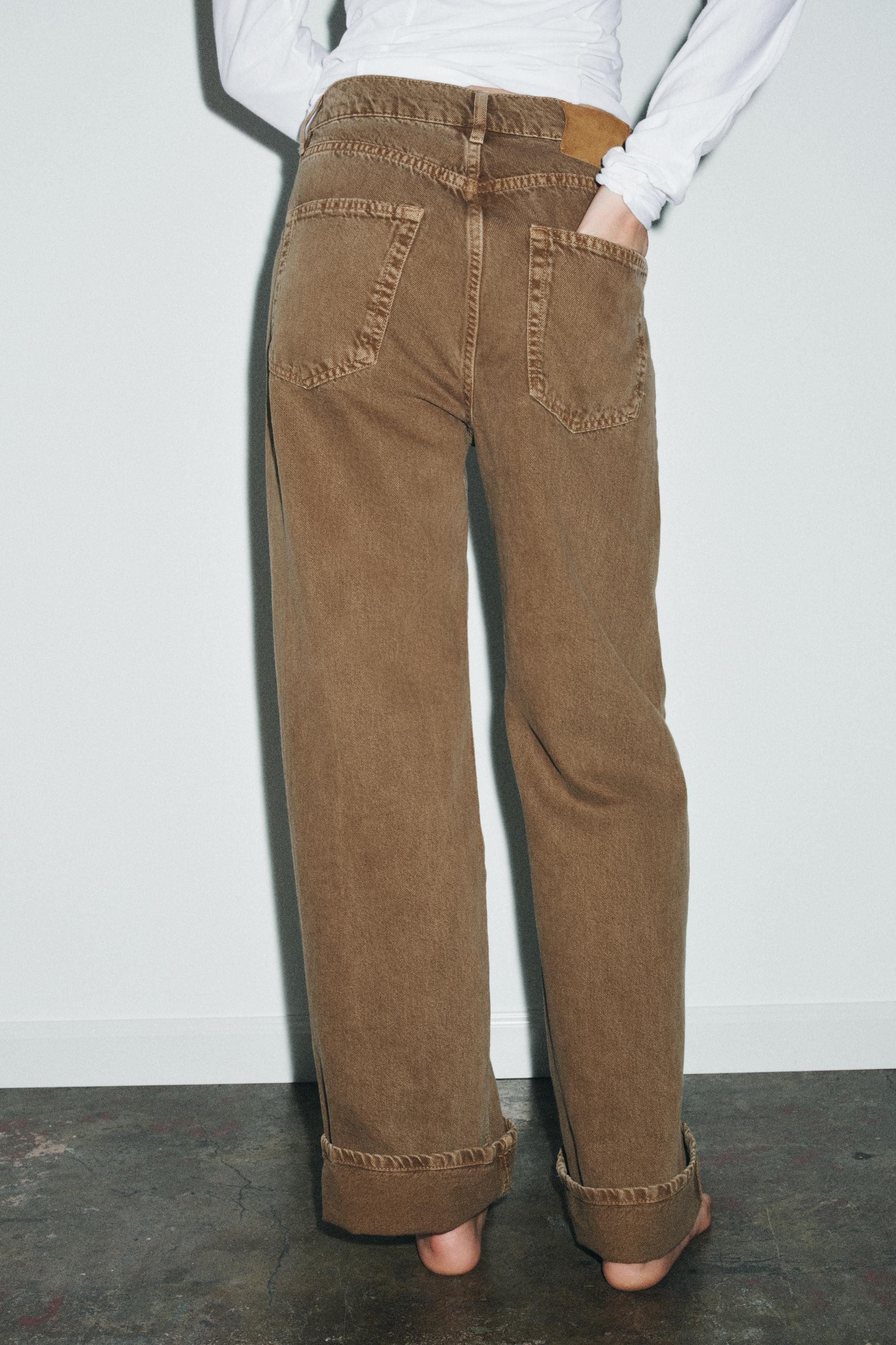 JEANS ZW COLLECTION BAGGY MITTELHOHER BUND | Zara DE
