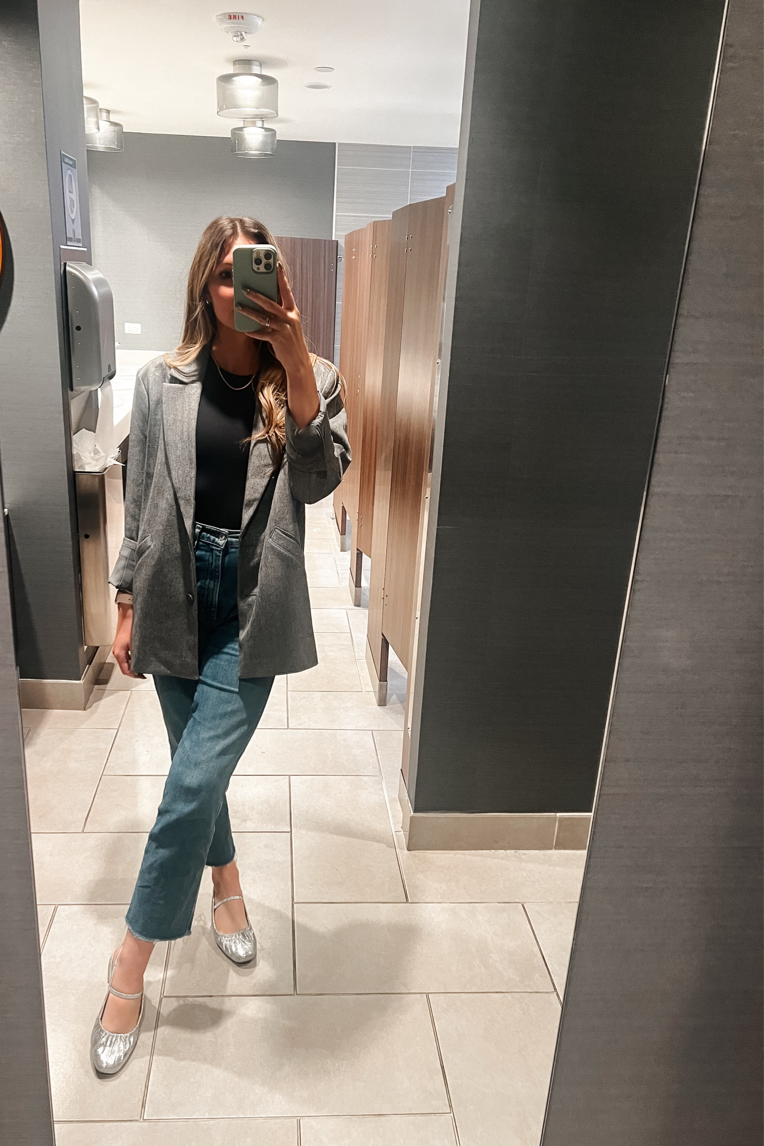 Love these silver Mary Jane slingbacks! These dv by dolce vita flats are a perfect dupe for the dolce vita’s but almost $100 cheaper! My blazer is on sale for $30 right now!

Oversized blazer, silver flats, office style, fall workwear, fall fashion finds, fall outfits for women, trendy fall outfits, ballet flats, Mary Jane flats, slingback flats

#LTKWorkwear #LTKSaleAlert #LTKFindsUnder50