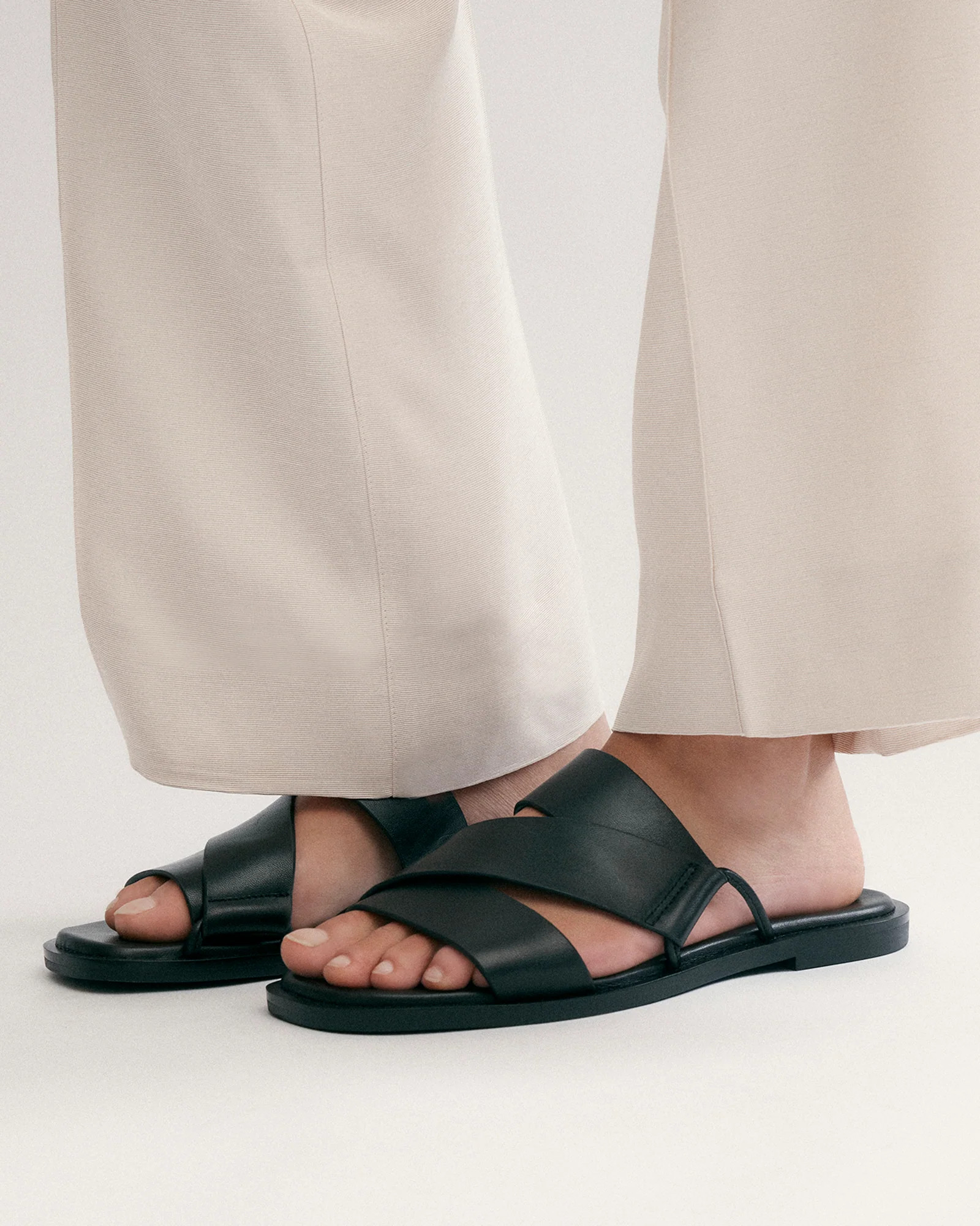 SHELBY FLAT SLIDES BLACK LEATHER | Jo Mercer (AU)