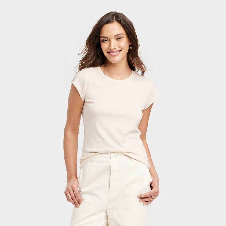 Women's Fitted Crew Short-Sleeve T-Shirt - Universal Thread™ | Target