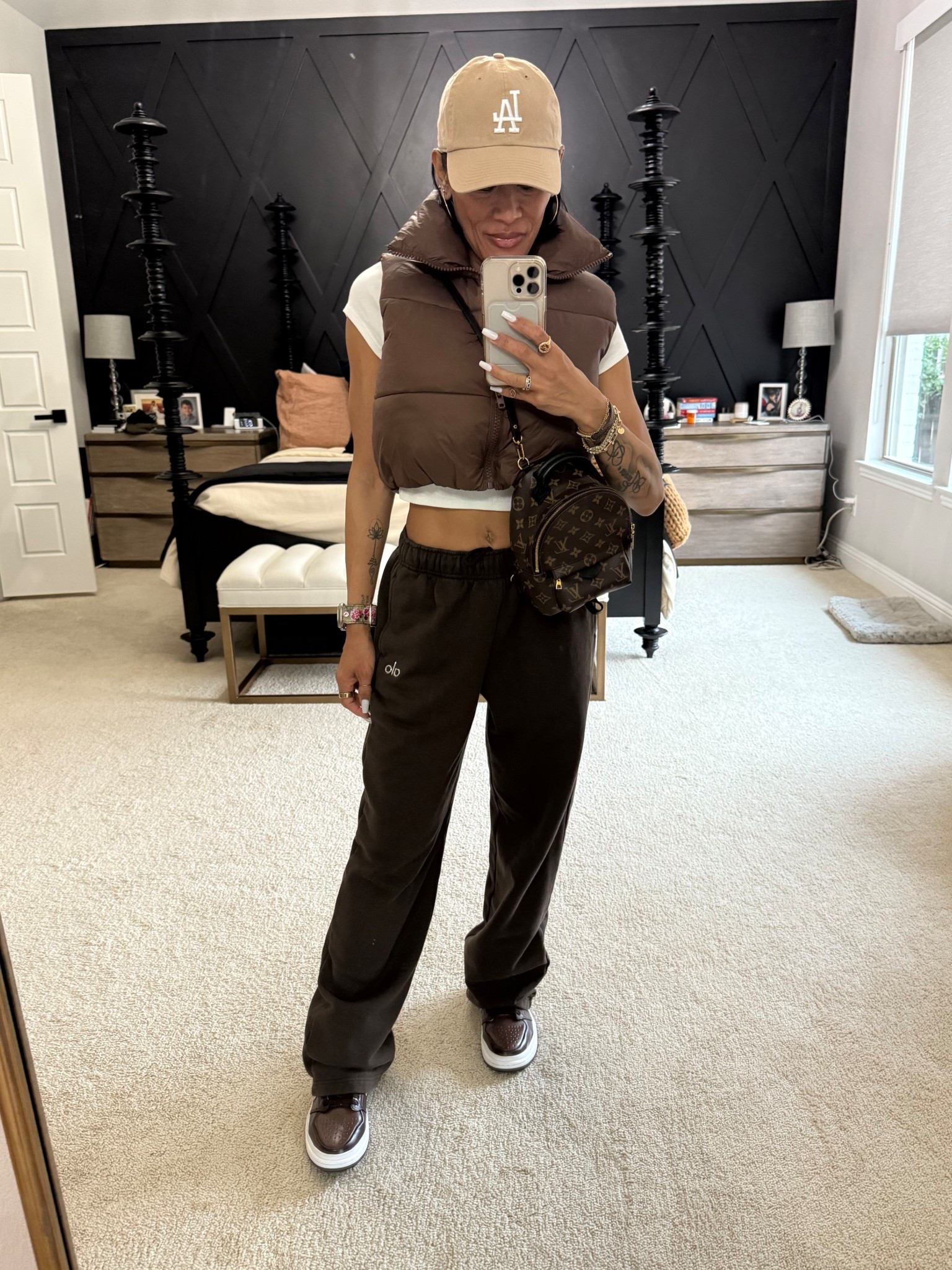 Perfectly comfy and sporty for a day out: lunch and shopping!


#LTKOver40 #LTKActive #LTKStyleTip