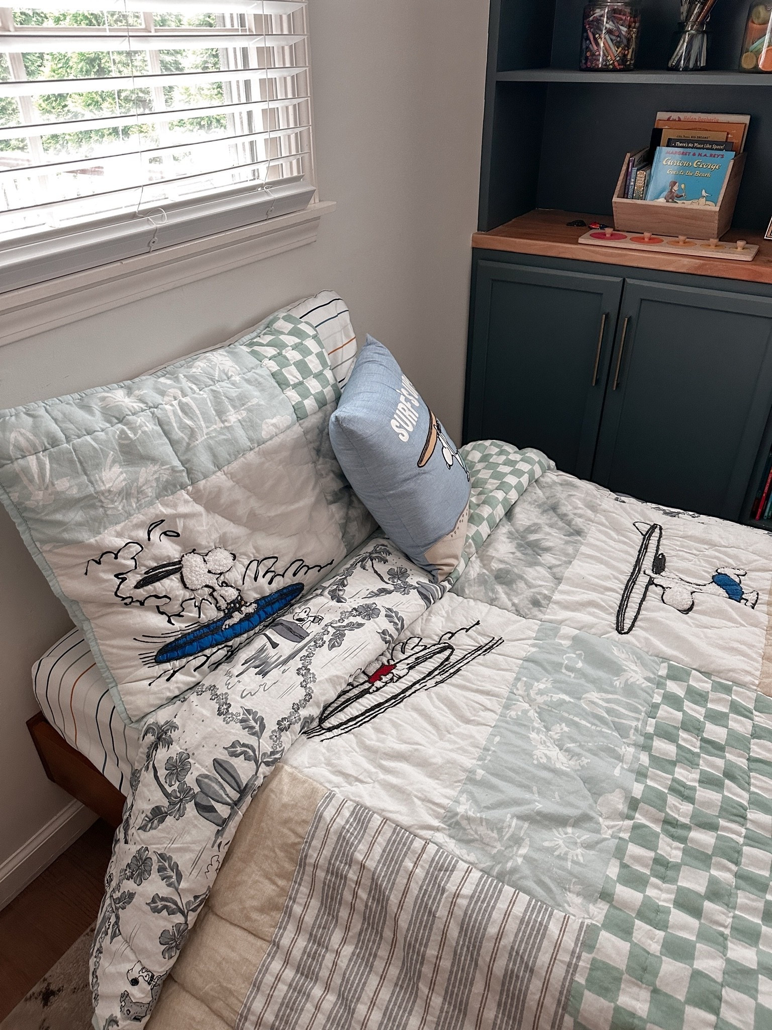 Toddler bedding for a coastal beachy room

Pottery barn kids, pb kids, snoopy sheets, snoopy bedding, toddler bedroom, big kid bed, pillowfort bedding, pillowfort sheets, target sheets, toddler room

#LTKKids #LTKBaby #LTKmomlife