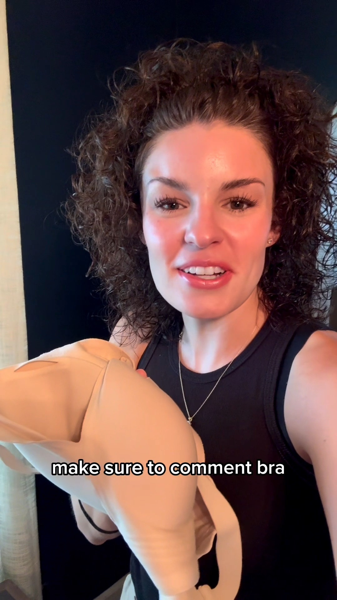 Comment JELLY BRA and I’ll send you the links 🤍✈️

If there’s one thing I’ve learned from traveling so much lately… it’s that packing the right basics makes ALL the difference 👏

One thing that has been in my suitcase for every trip is my @letsjoli Jelly Bra collection ✨

I packed:
🤍 The Strapless — perfect for summer dresses + off-the-shoulder tops
🤍 The Deep V — my go-to for lower necklines and dressier outfits
🤍 The Full Coverage — everyday comfort for walking, exploring, and travel days

They’re wireless, comfortable, supportive, and I love that the adjustable straps work with so many different outfits. No more packing a different bra for every single look 🙌

From sightseeing days to dinner outfits… these have seriously become a travel essential for me.

Have you tried the Jelly Bra yet?! 💕

#jellybra #travelessentials #wirelessbra #ugccreator

#LTKootd #LTKTravel #LTKActive